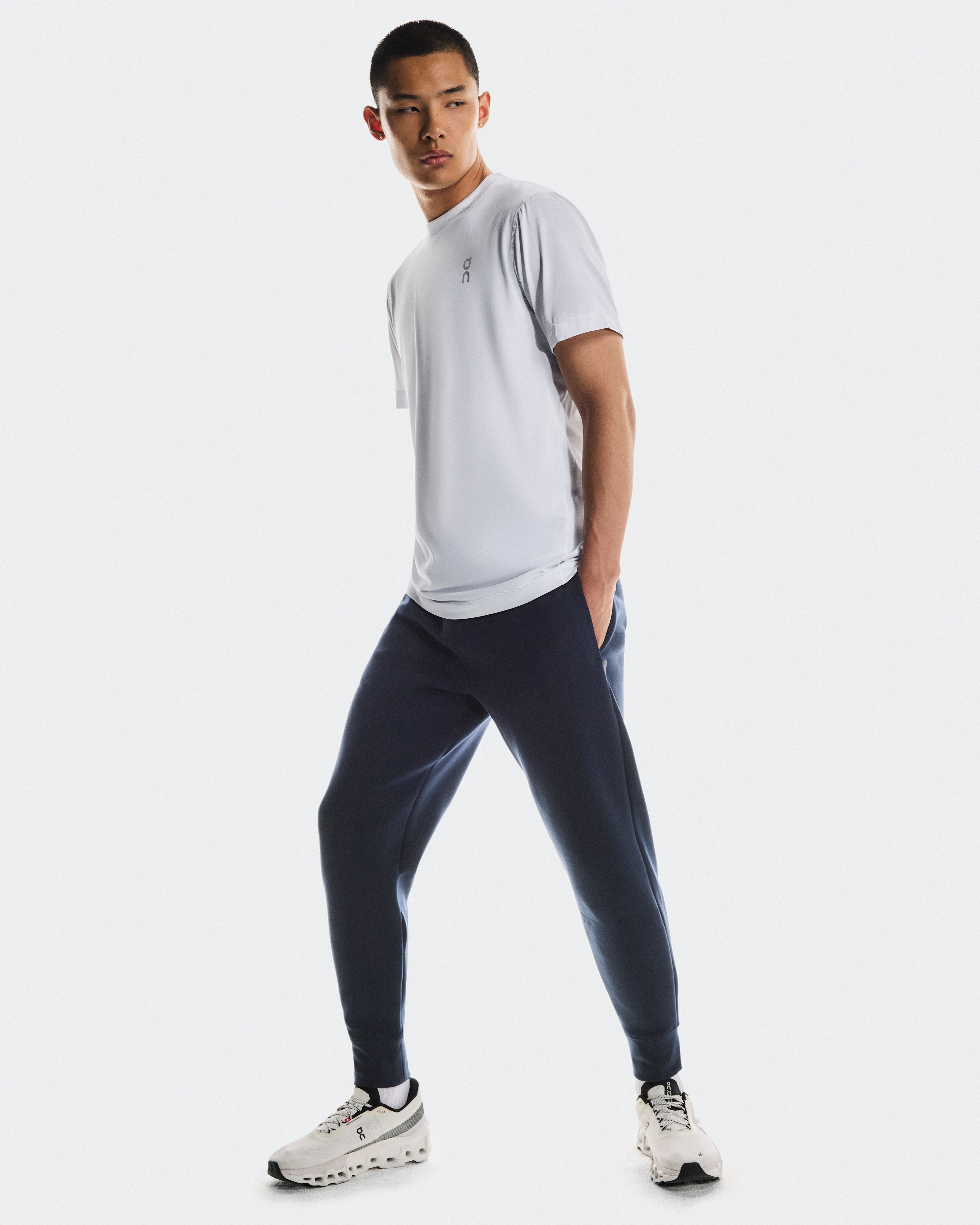 On Focus Tech Sweatpants Navy Homme Pantalons