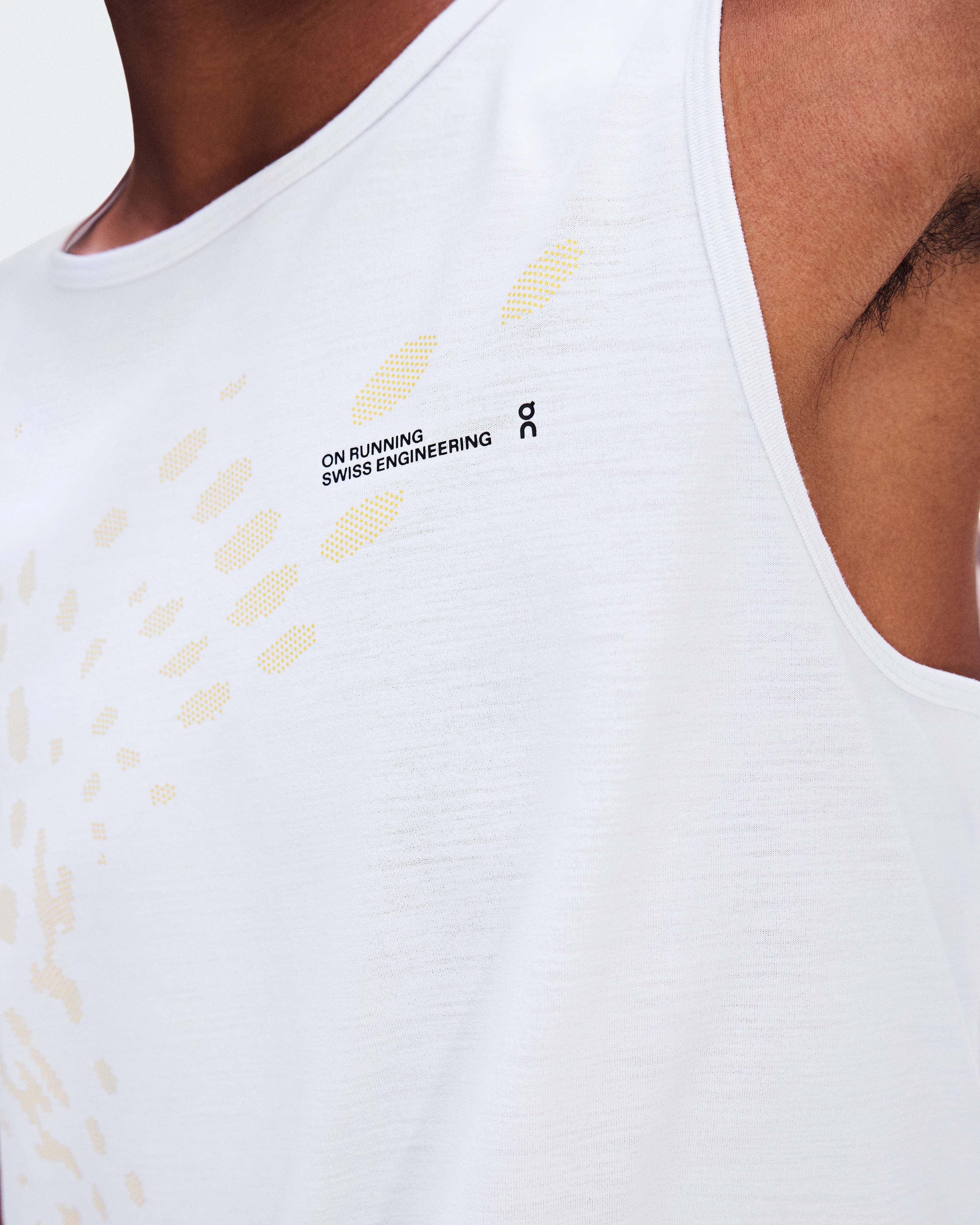 On On Run Tank White Homme Hauts et t-shirts