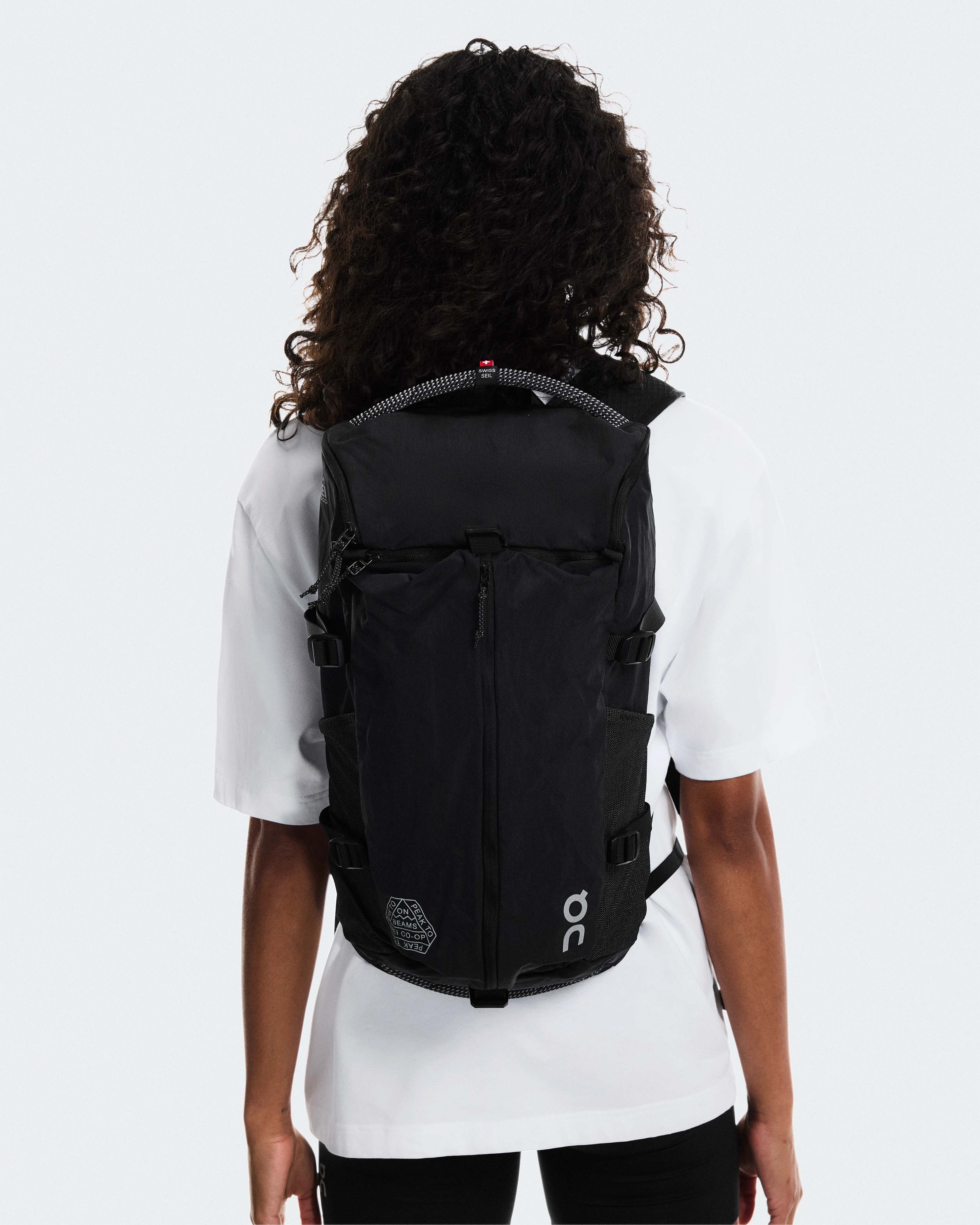 On Speed Pack 18L BEAMS REI Black Unisexe Sacs