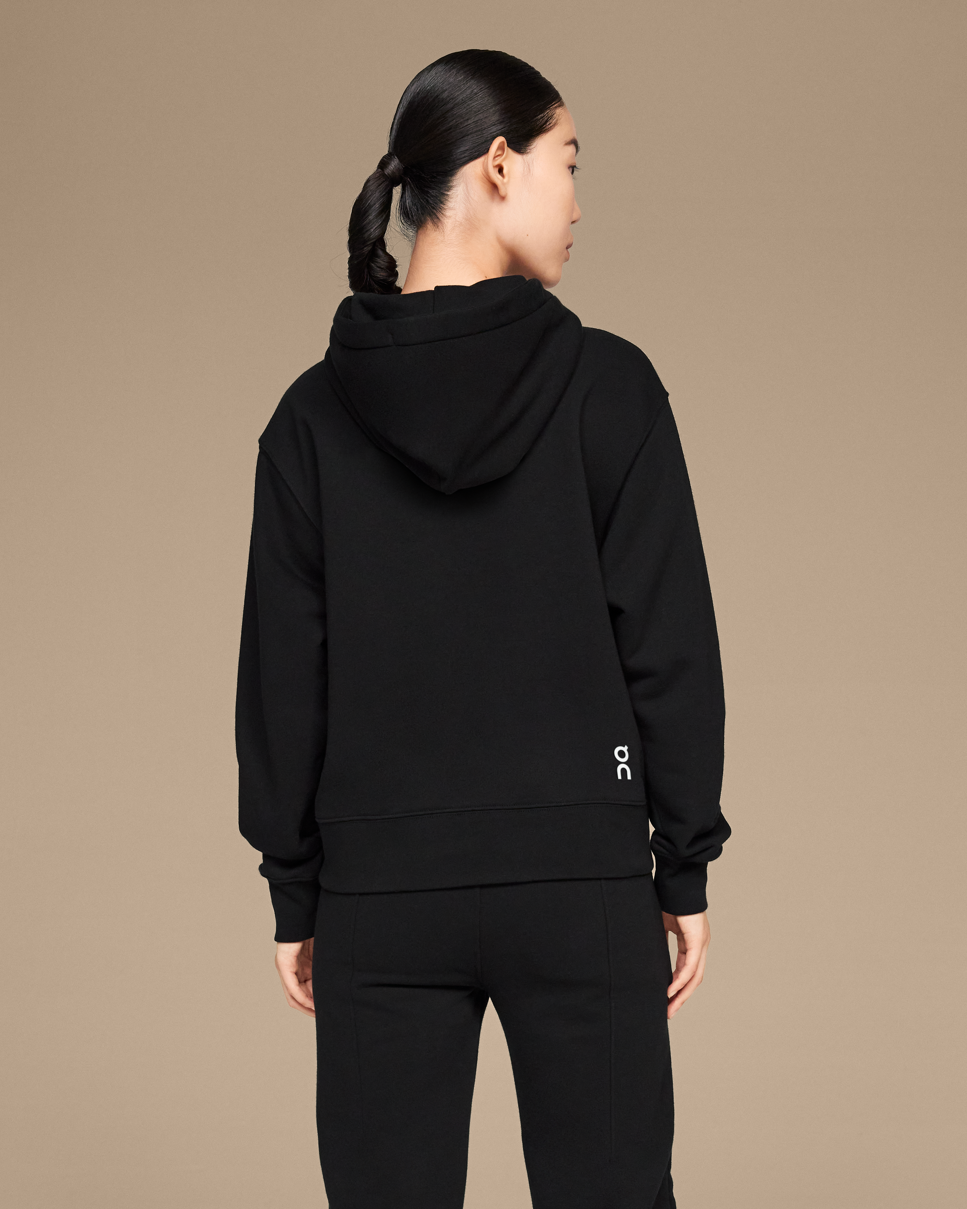 On Club Hoodie Black Femme Sweats à capuche et sweats