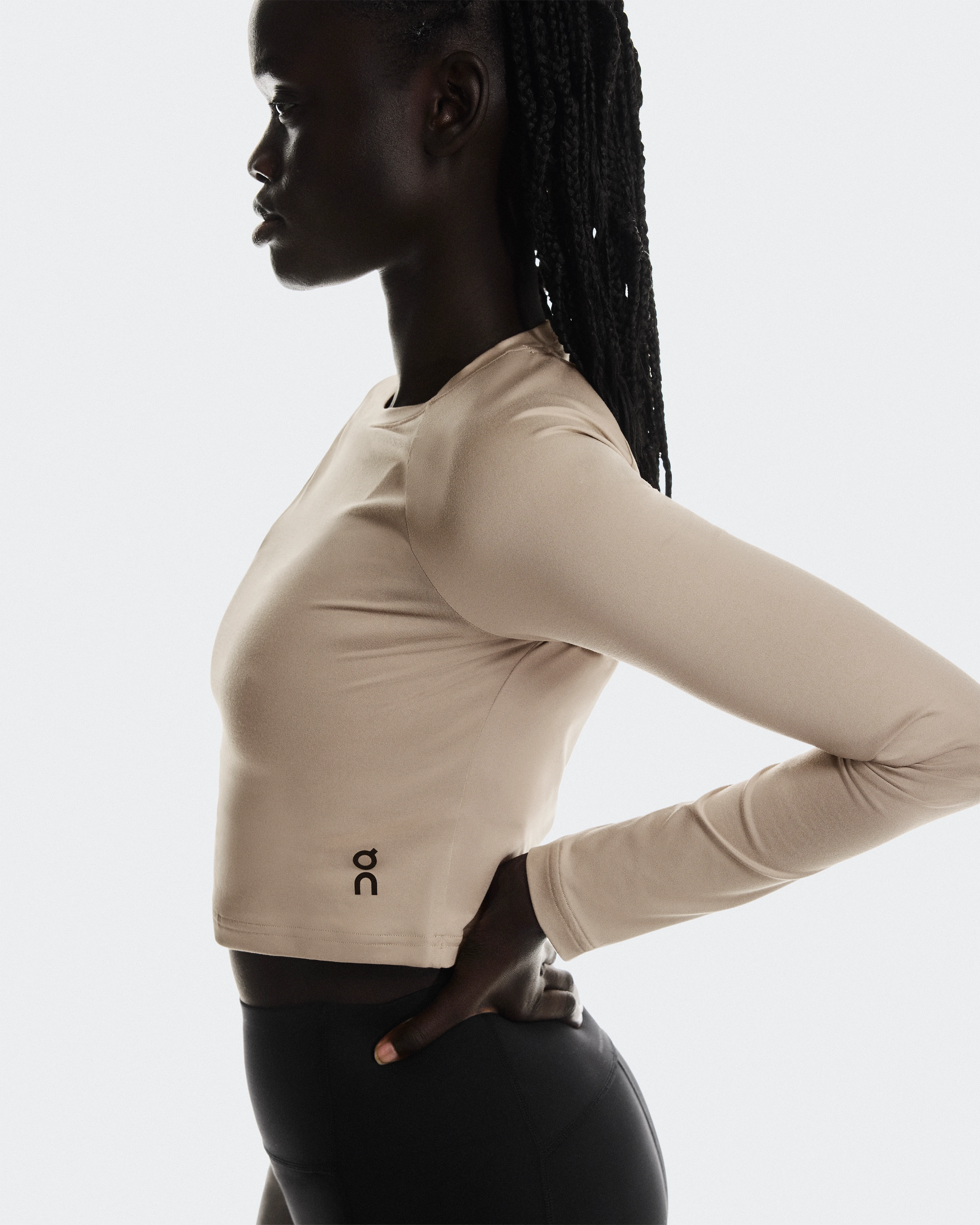 On Studio Long-T Crop Desert Femme Hauts et t-shirts