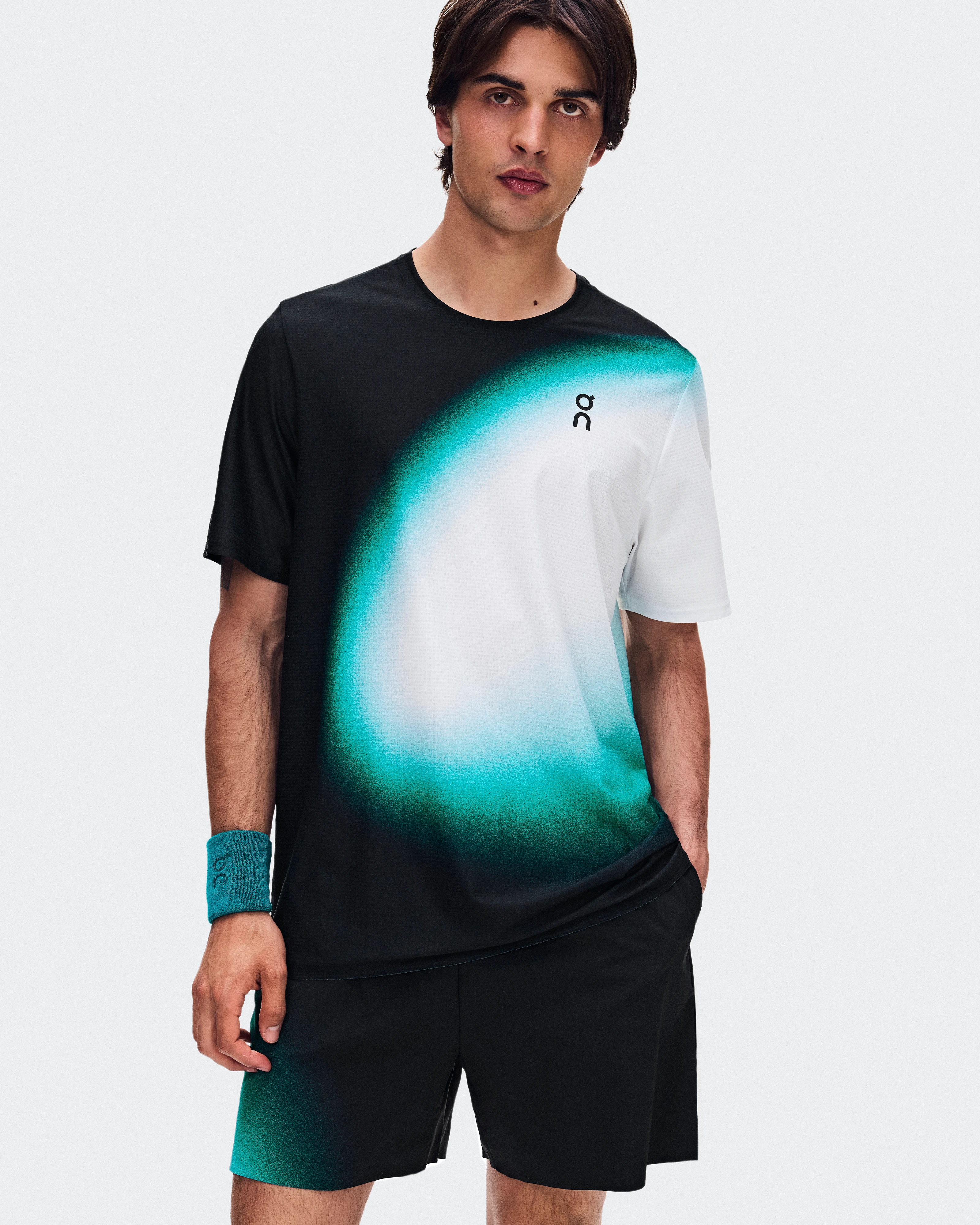 On Court-T Swing Black & Neem Homme Hauts et t-shirts