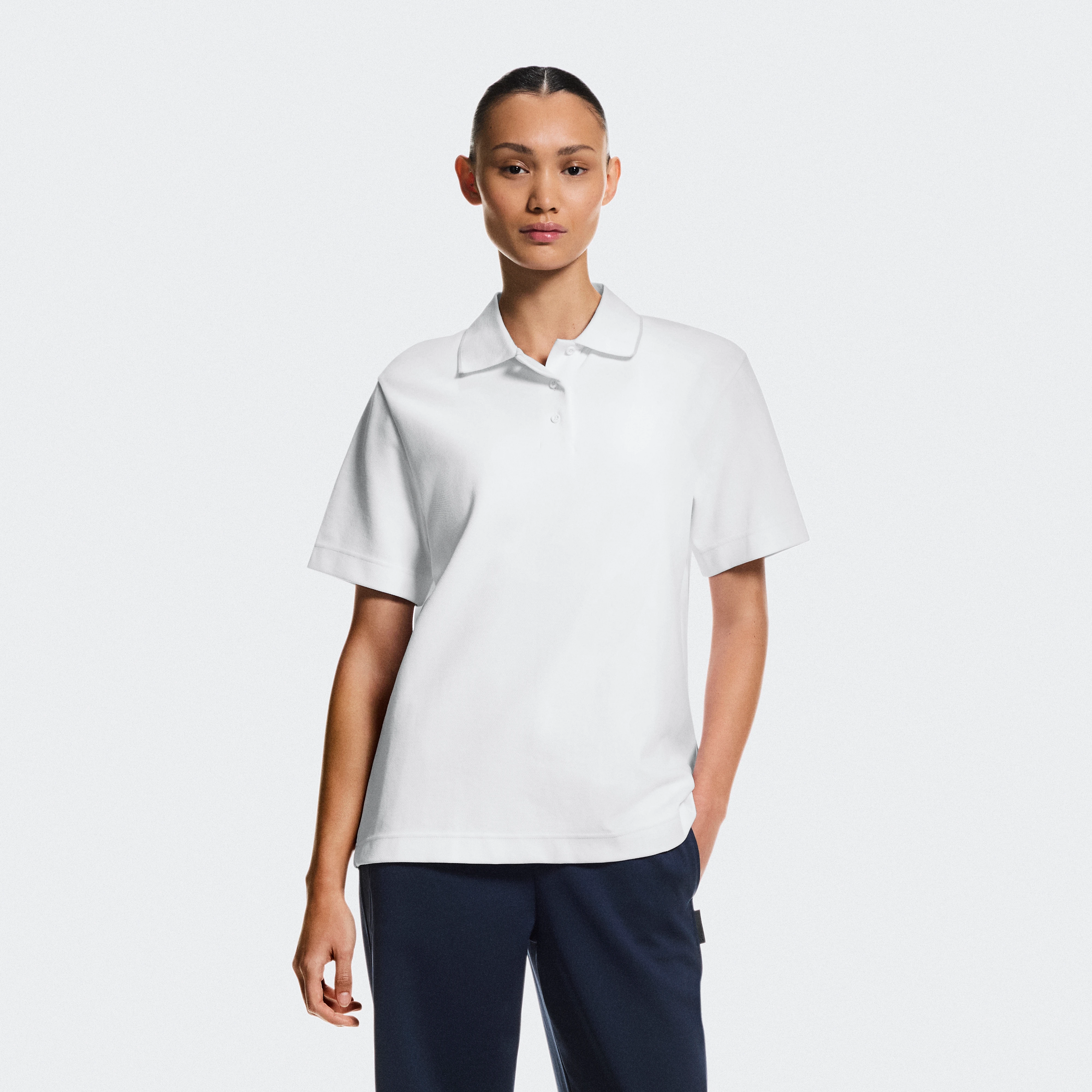 On Courtside Polo White & Sand Femme – Style tennis, hors courts, confort au quotidien Hauts et t-shirts