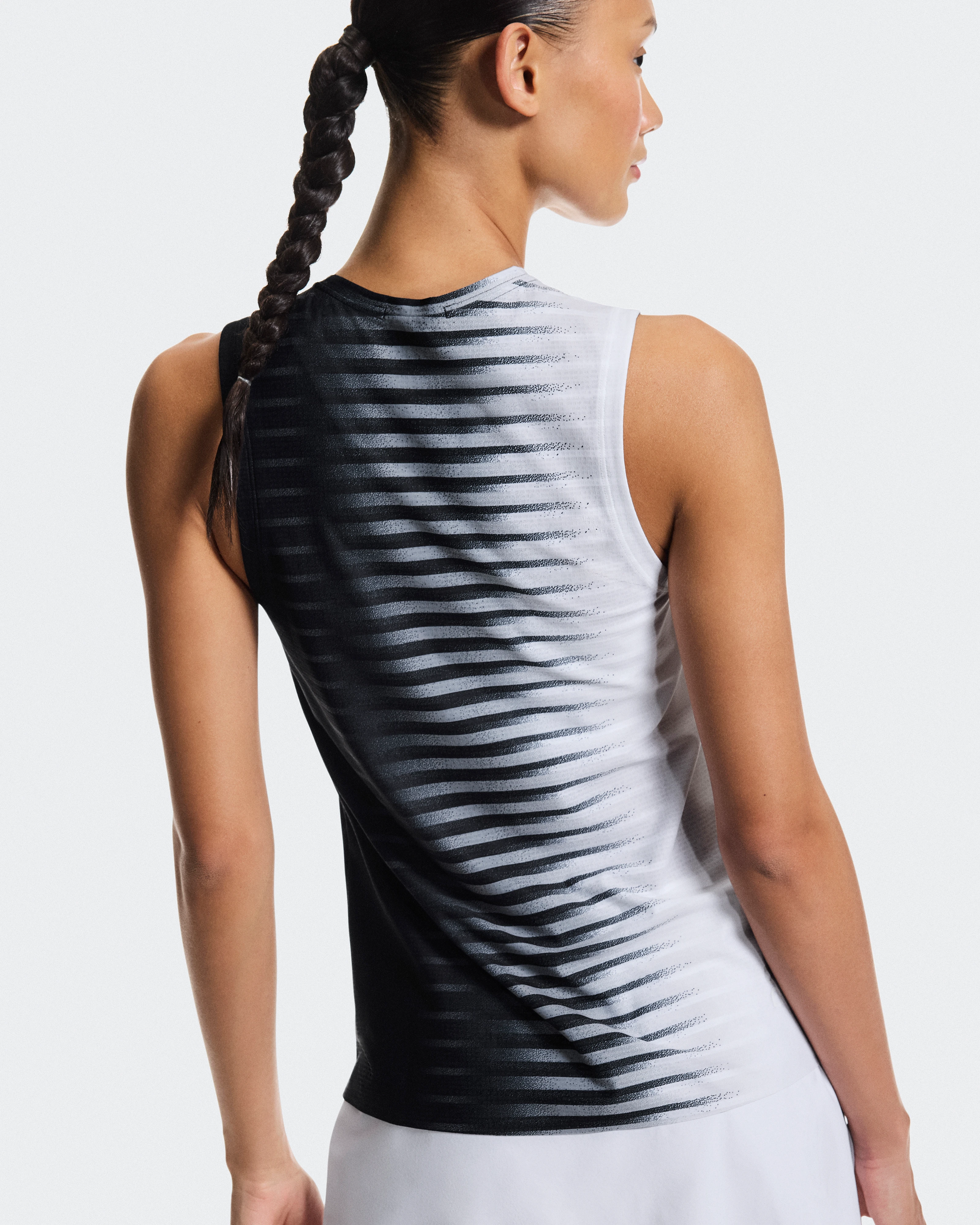 On Court Tank Edge Black & White Femme Hauts et t-shirts