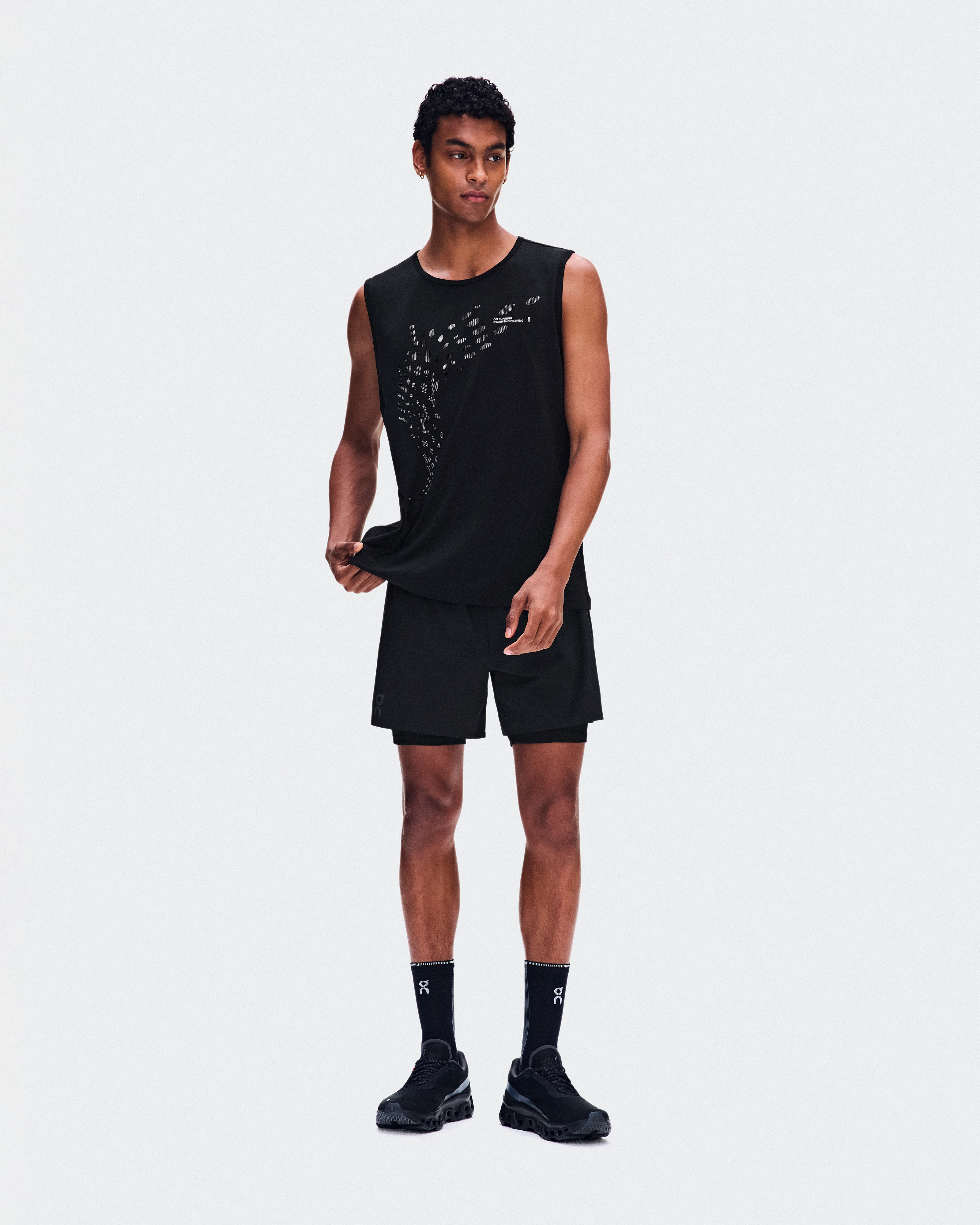 On On Run Tank Black Homme Hauts et t-shirts