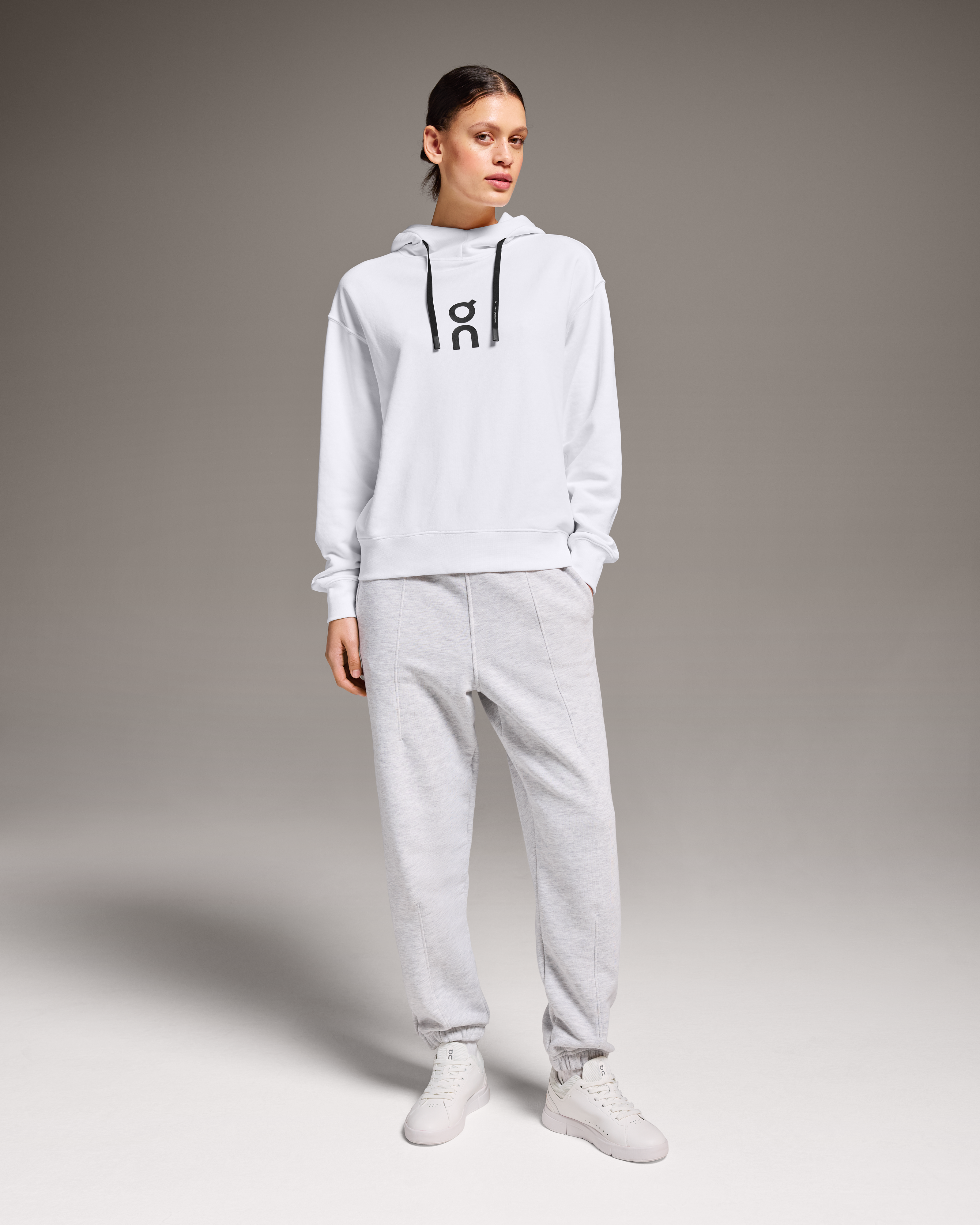 On Club Hoodie White Femme Sweats à capuche et sweats