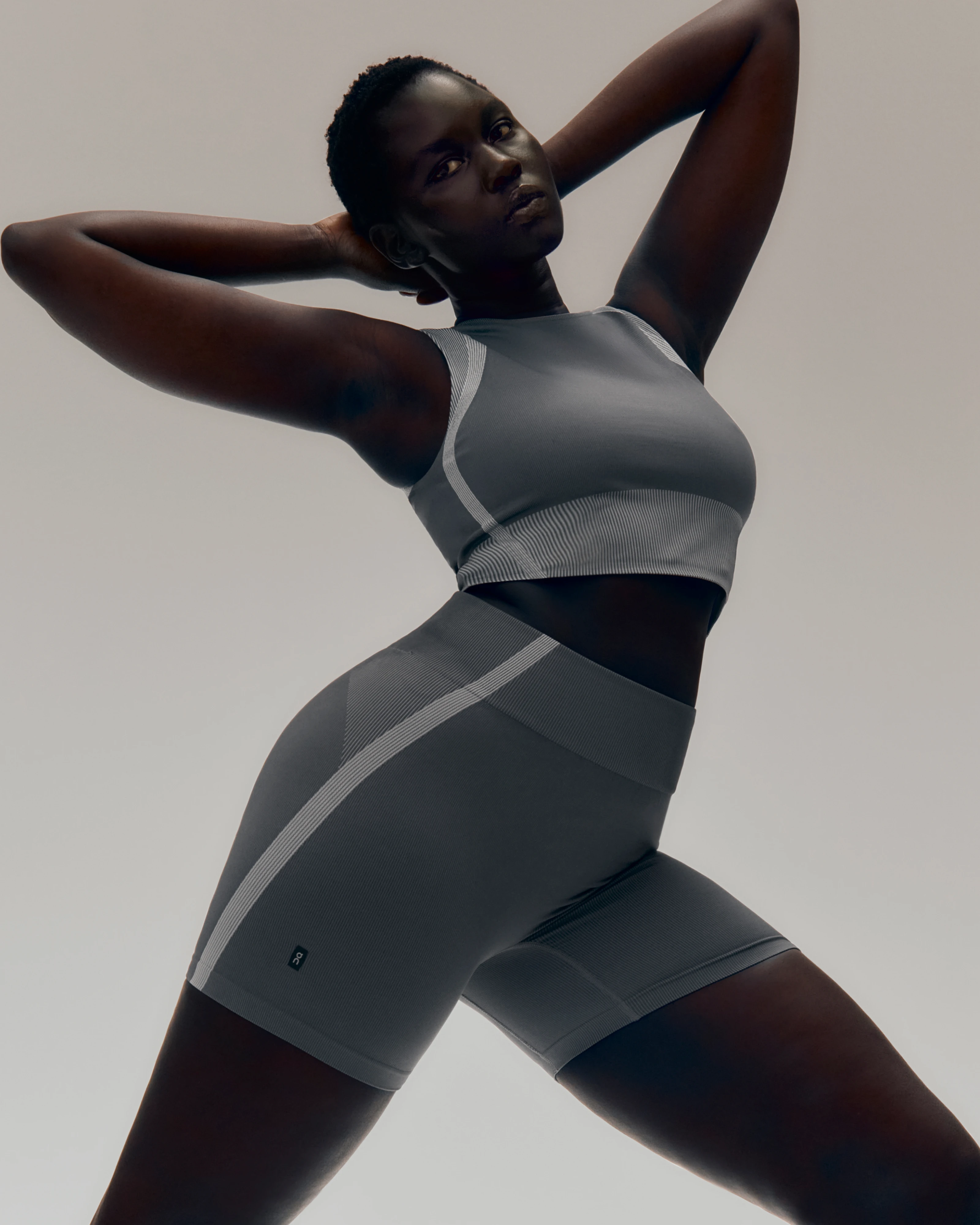 On Studio Knit Shorts Rock & Glacier Femme Shorts