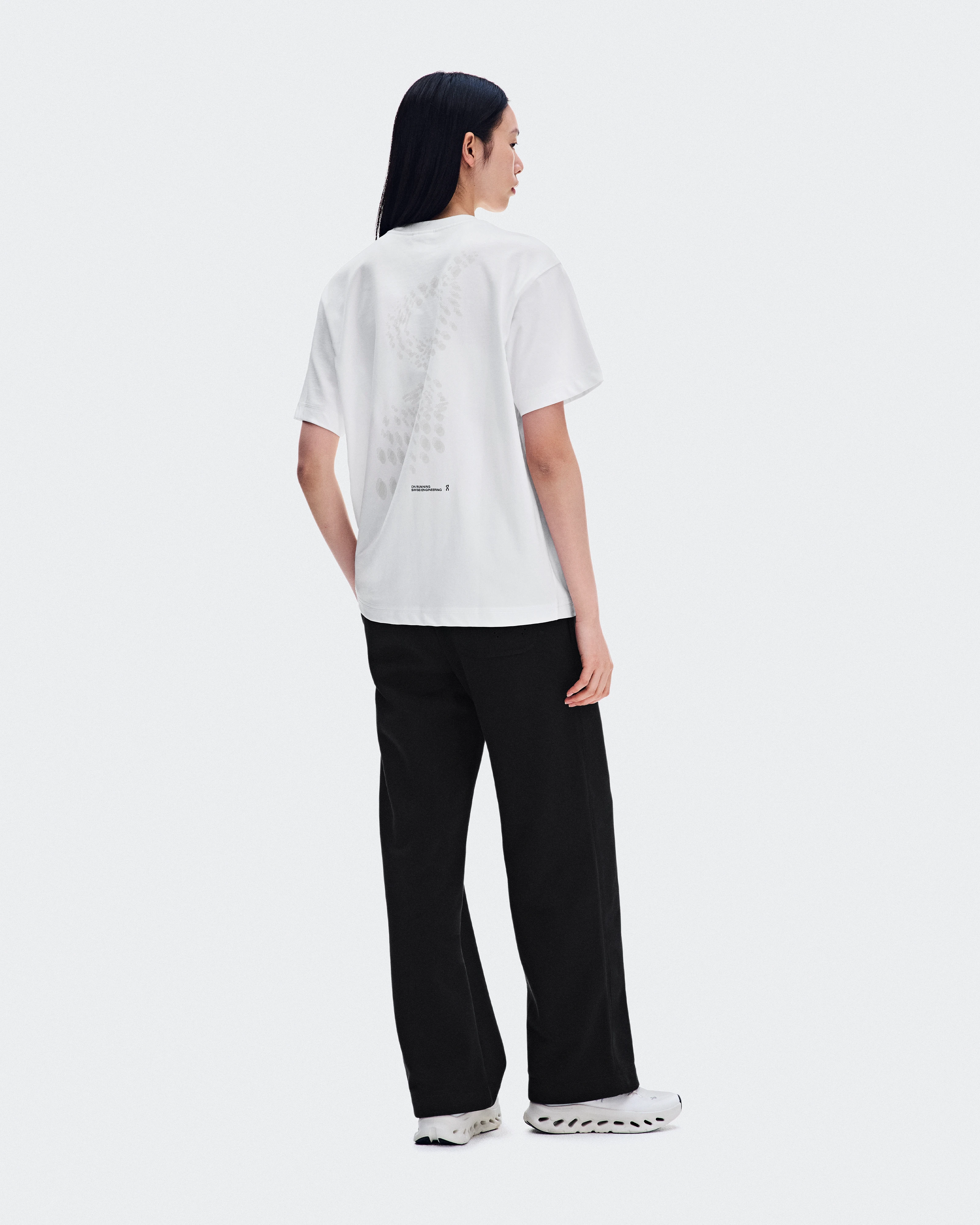 On Club Collective-T Runner White Femme Hauts et t-shirts