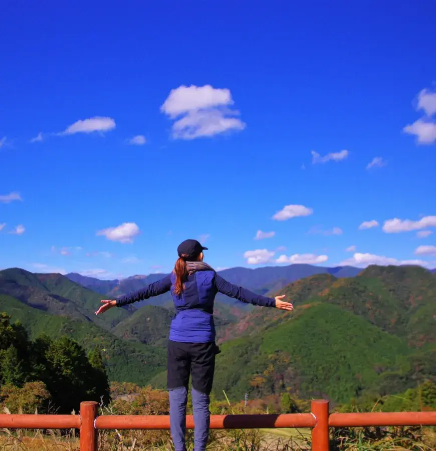 Japanese trail. Gallery_Bluesky