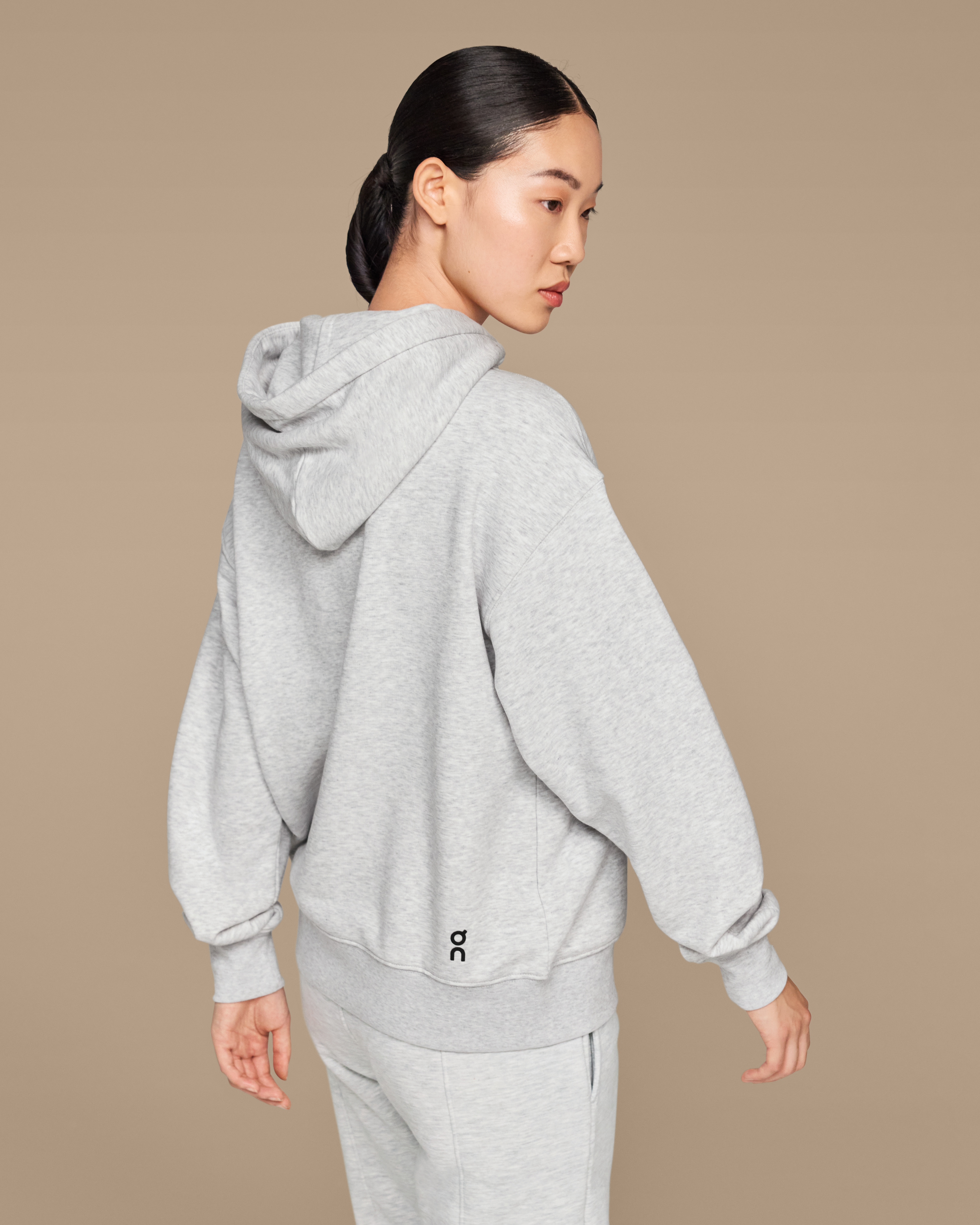 On Club Hoodie Crater Femme Sweats à capuche et sweats