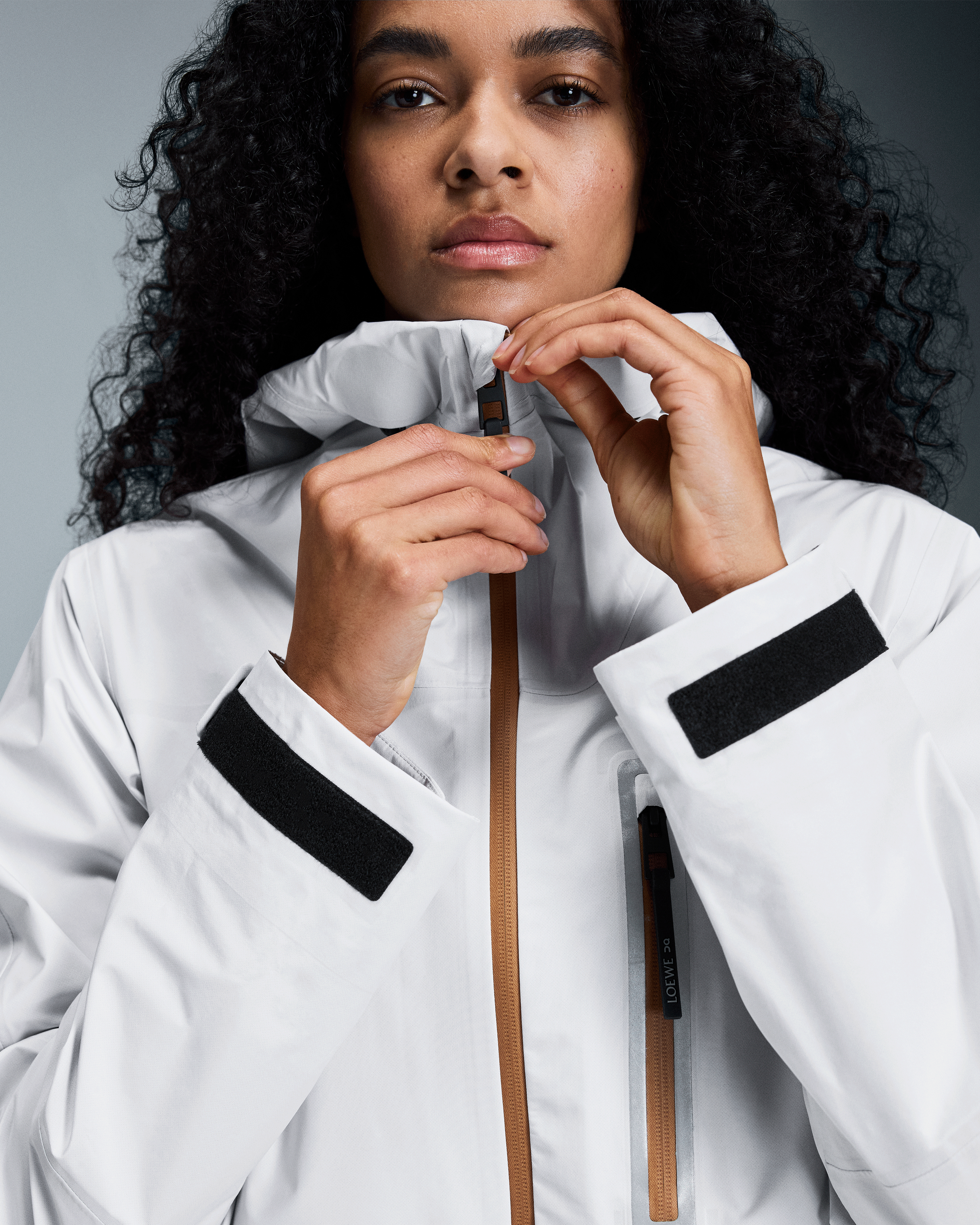 On Storm Jacket LOEWE White Femme Vestes