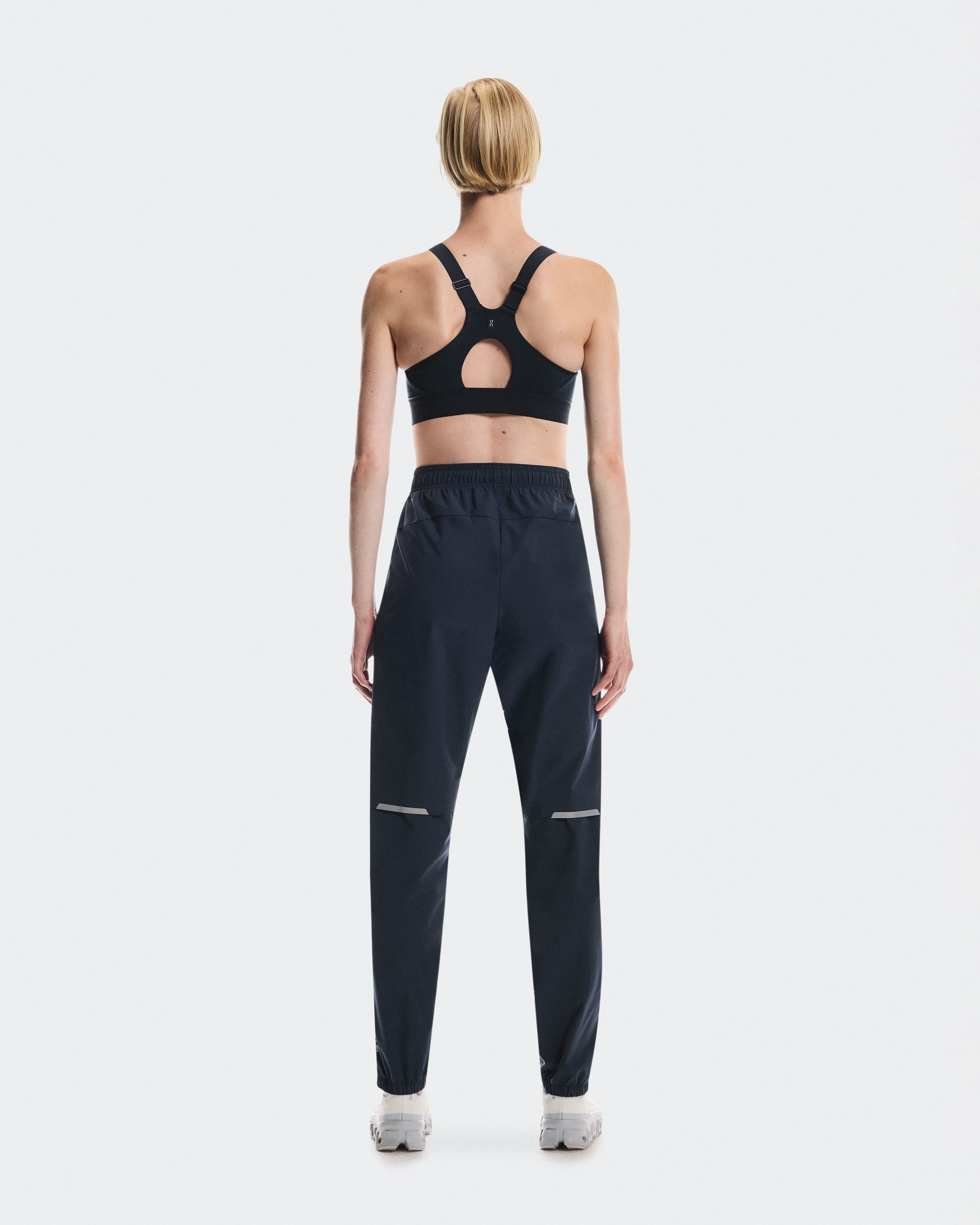 On Performance Bra Navy Femme Brassières