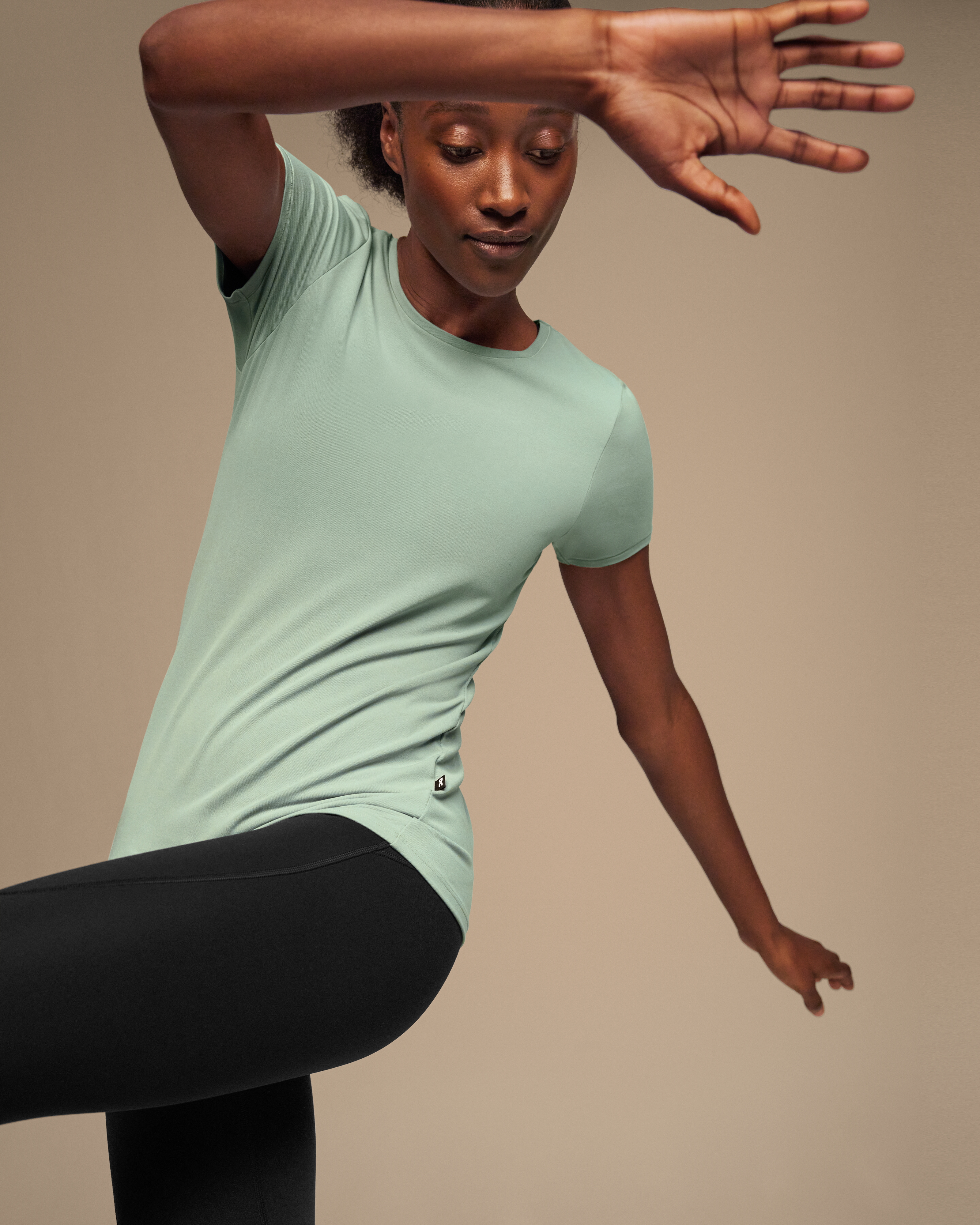 On Movement-T Moss Femme Hauts et t-shirts