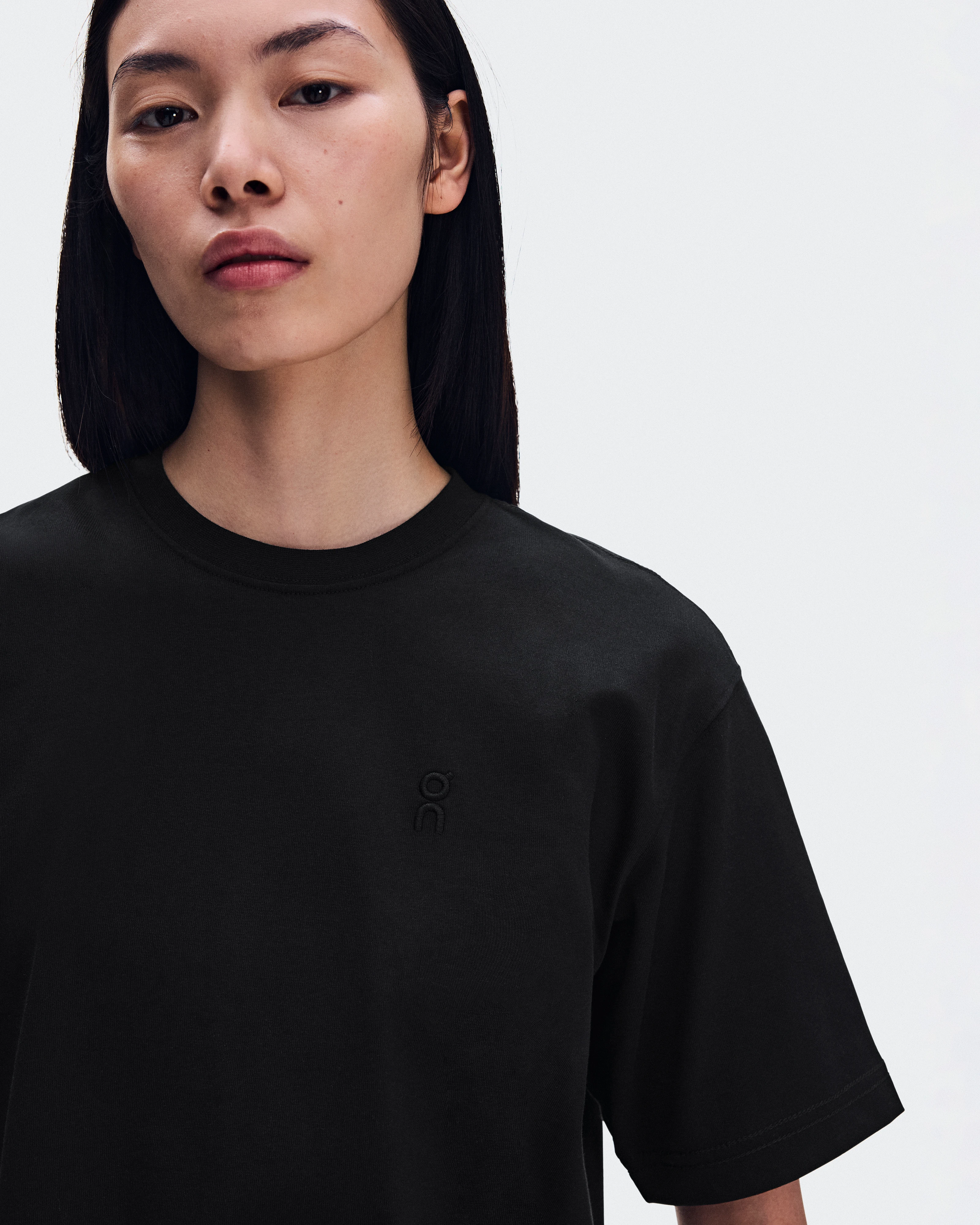 On Club Collective-T Runner Black Femme Hauts et t-shirts