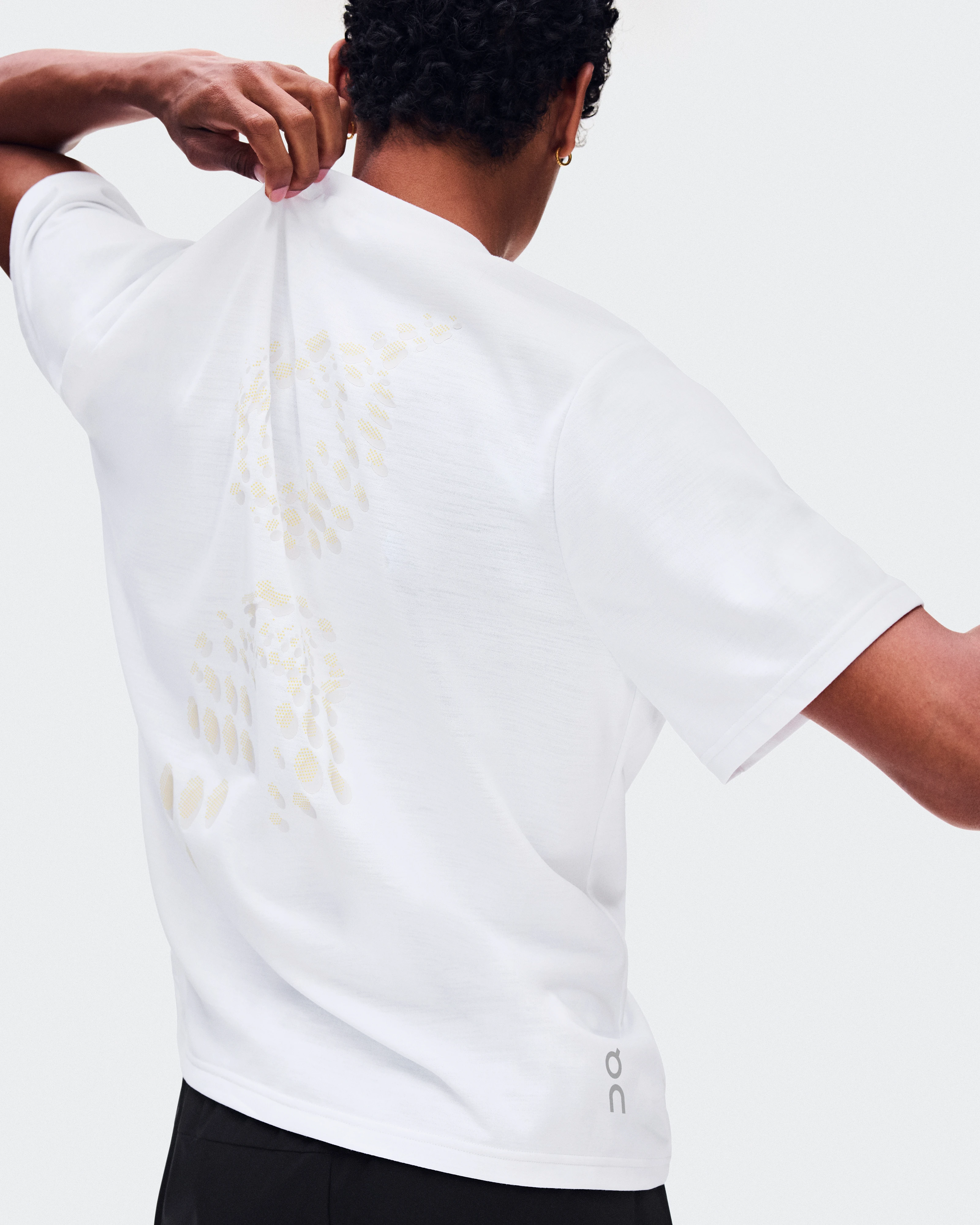 On On Run-T White Homme Hauts et t-shirts