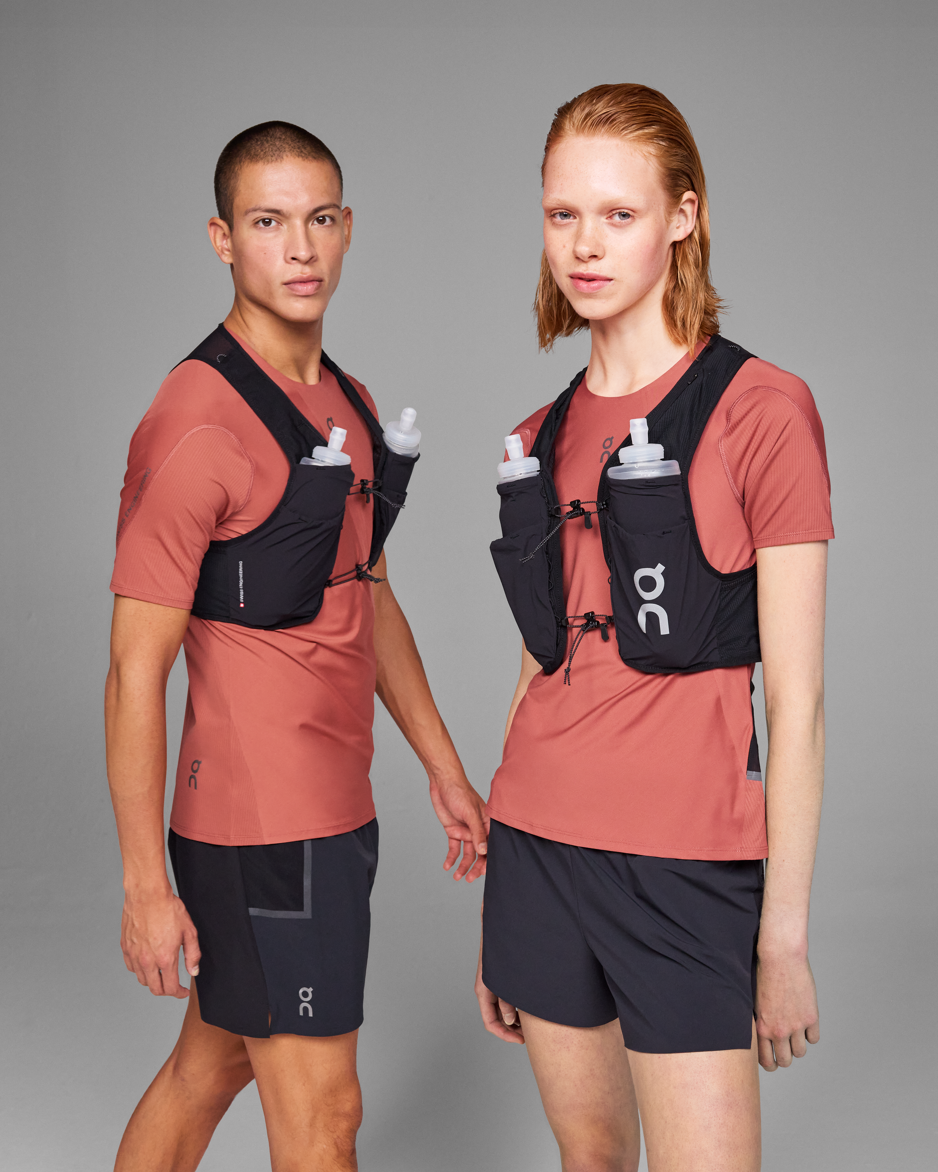 On Ultra Vest 5L Black Unisexe Gilet