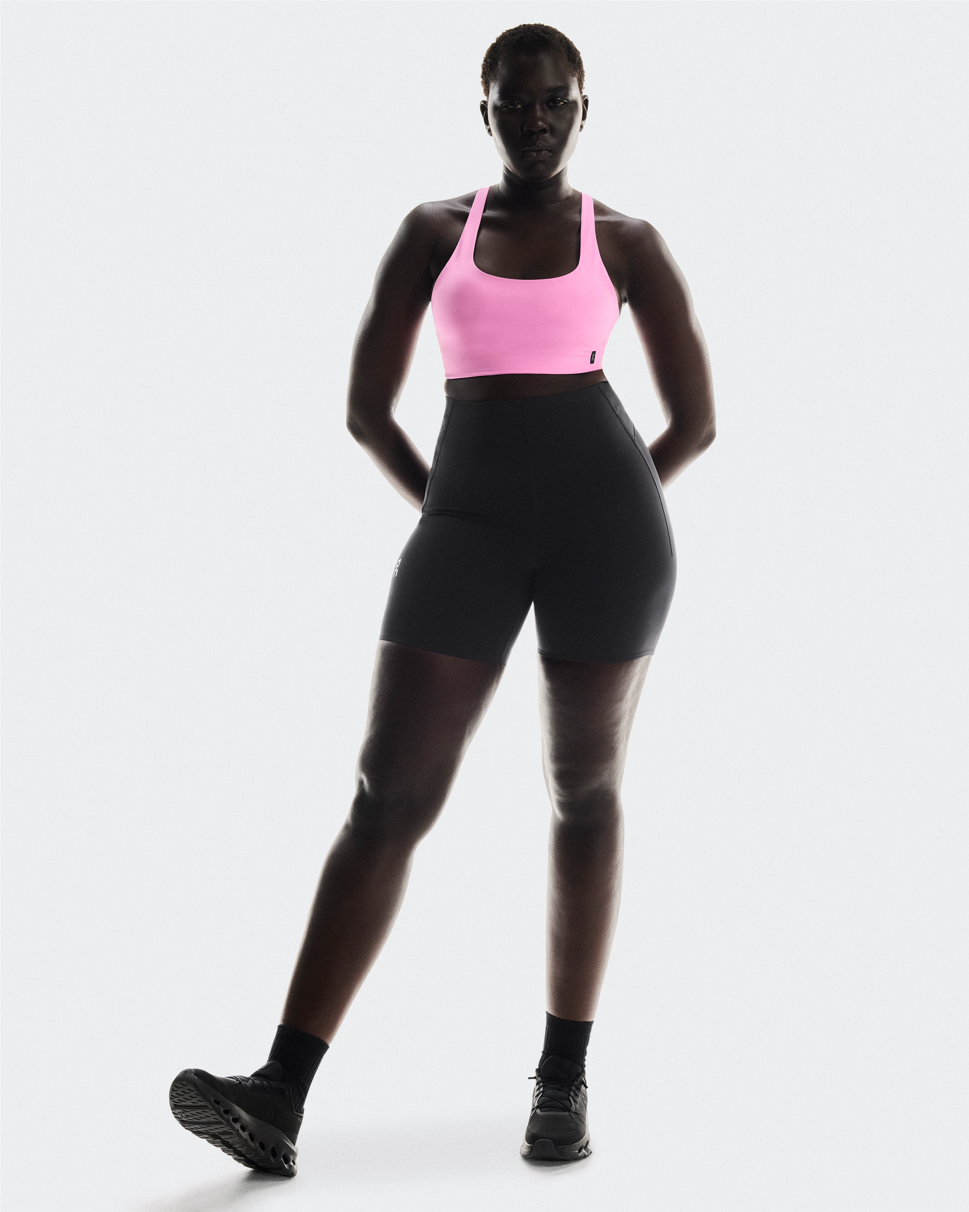 On Train Tights Short Black Femme Leggings