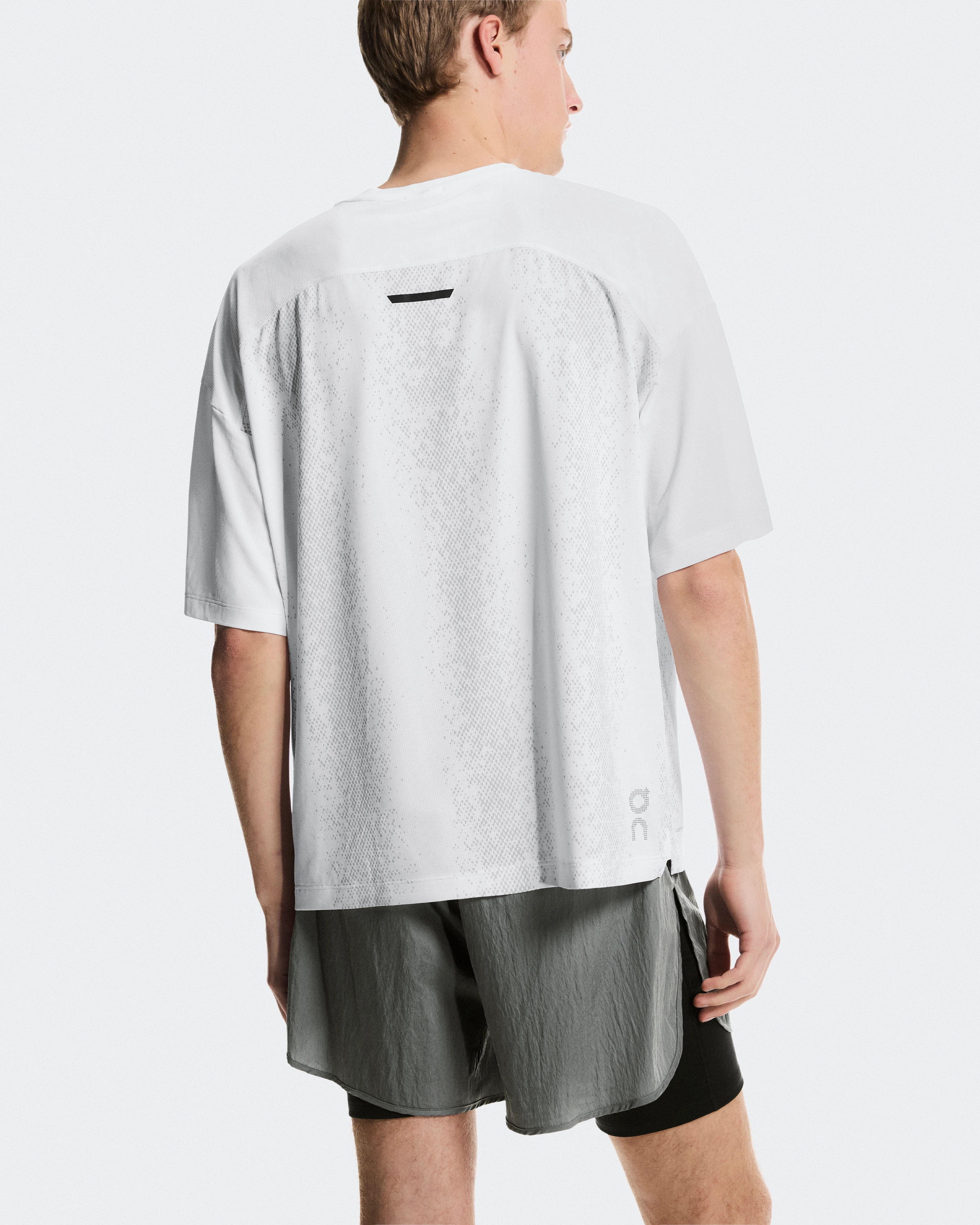 On Performance Volt Shorts Glacier Homme Shorts