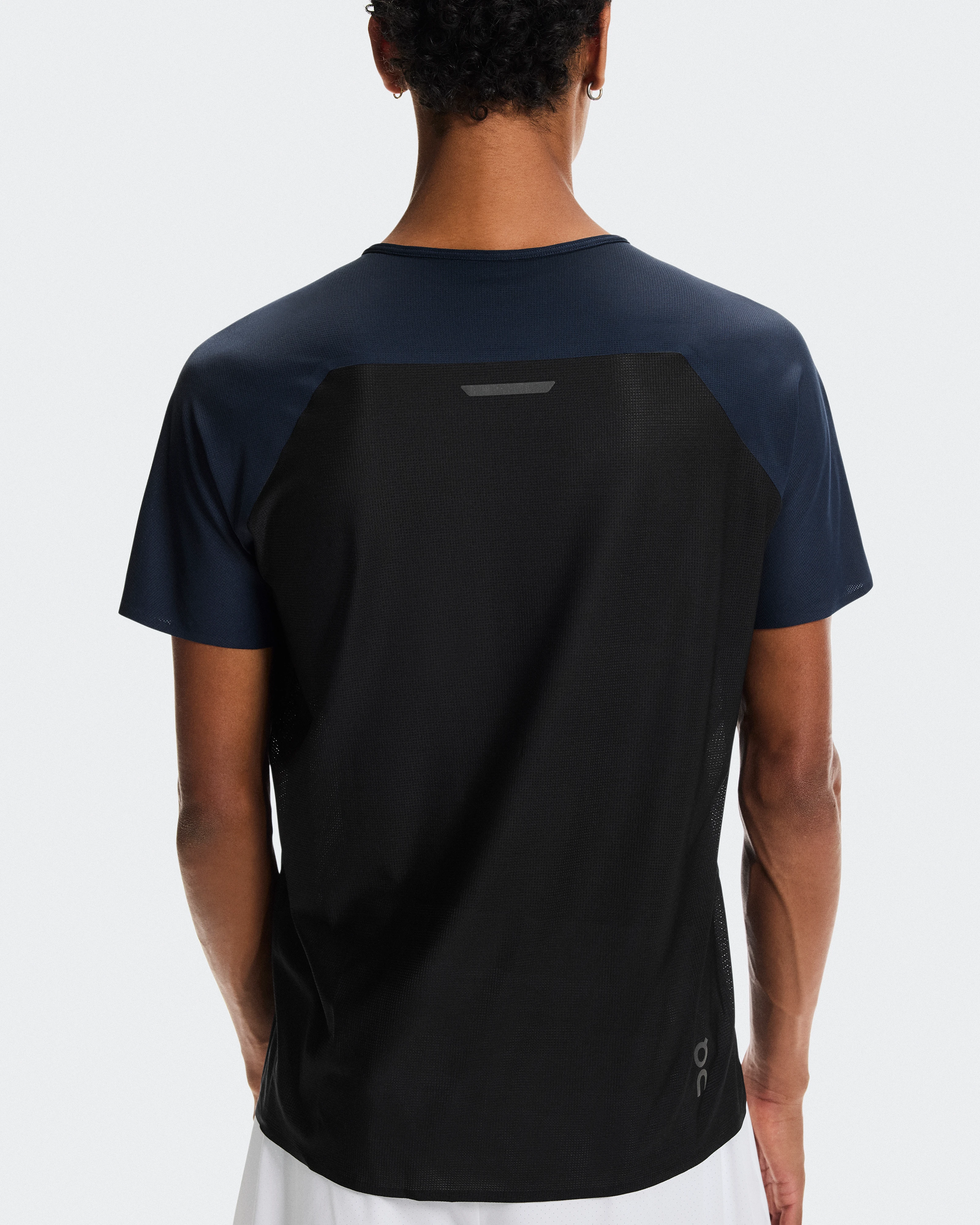 On Performance-T Navy & Black Homme Hauts et t-shirts