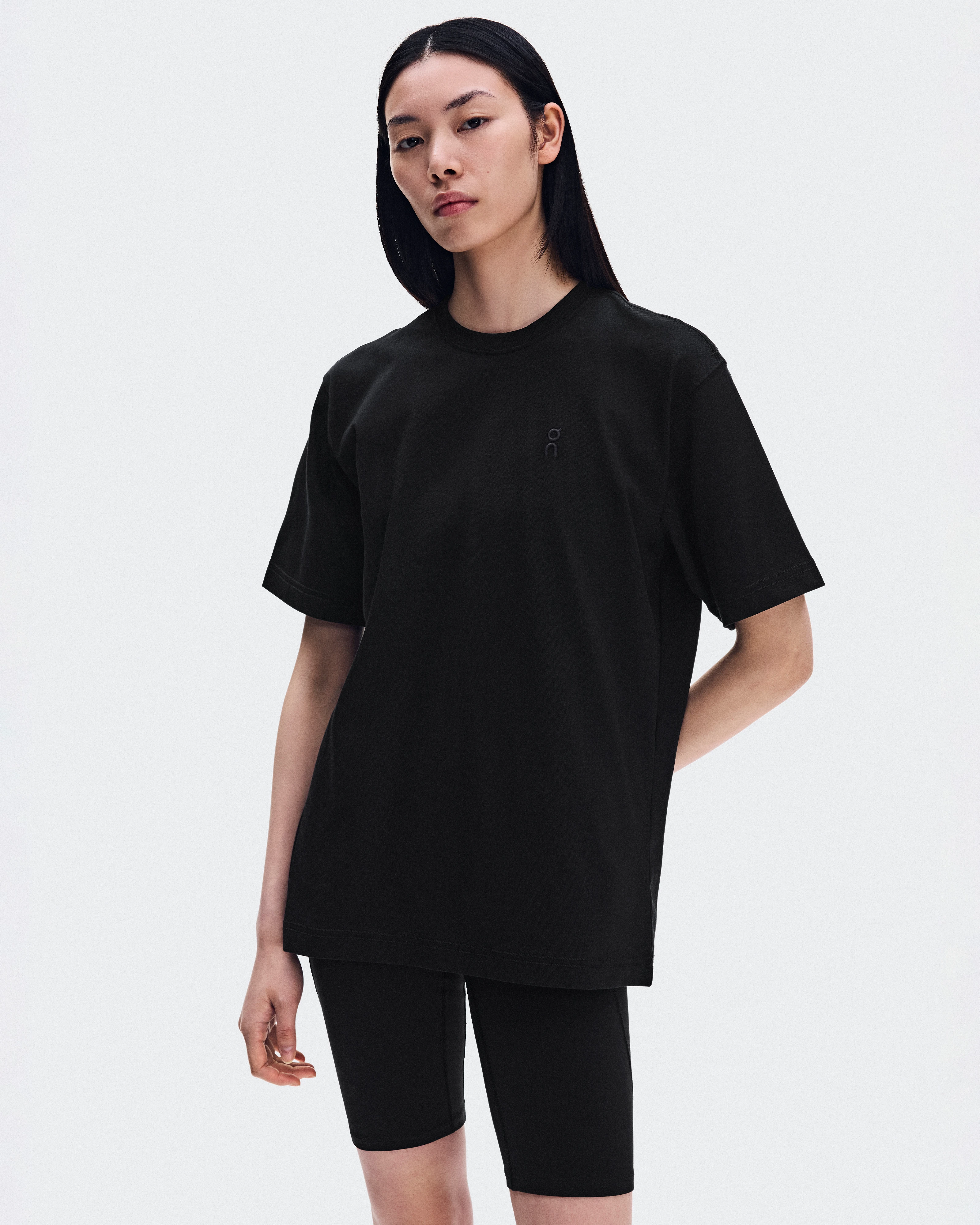 On Club Collective-T Runner Black Femme Hauts et t-shirts