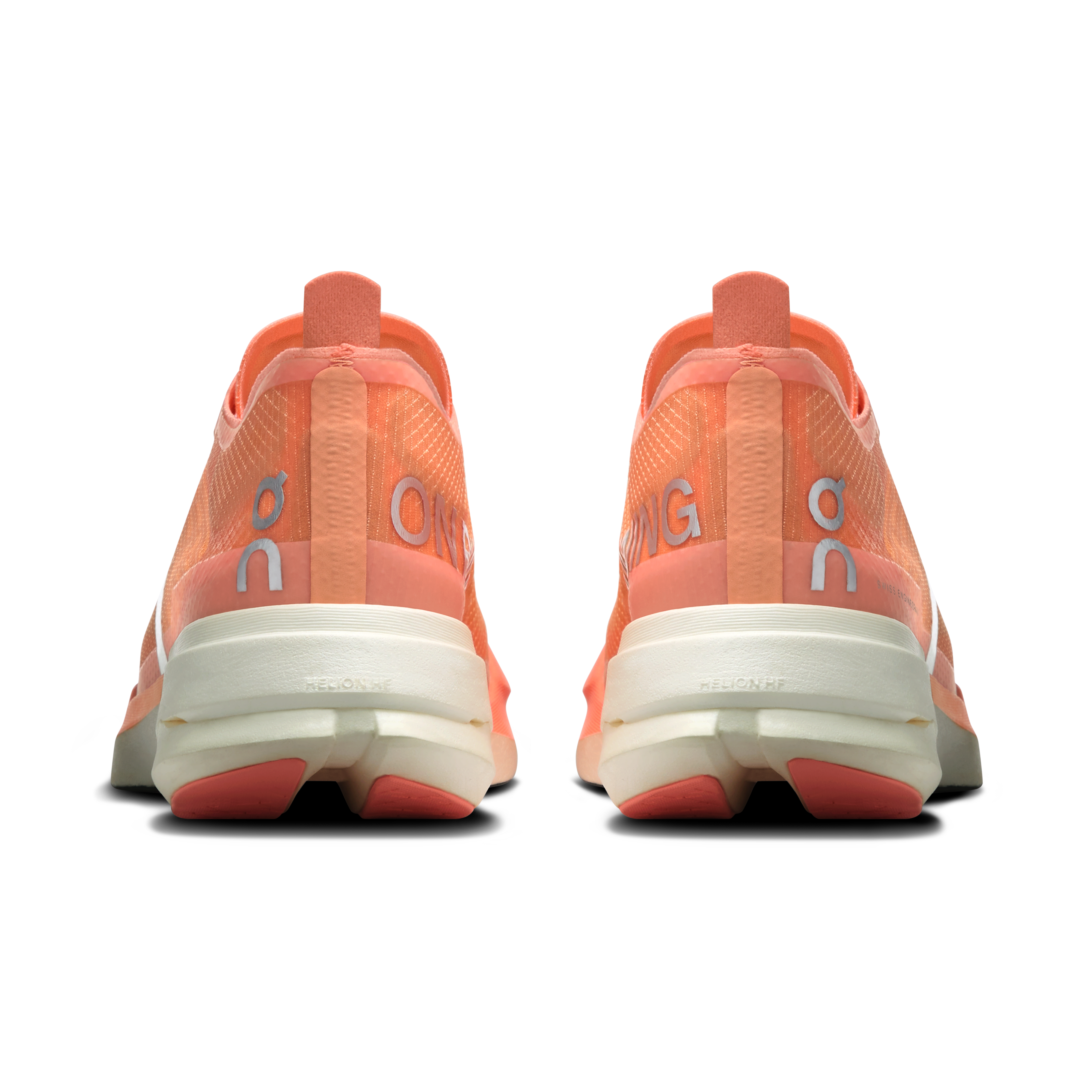 On Cloudboom Strike Sunstone & White Femme Running sur route Chaussures