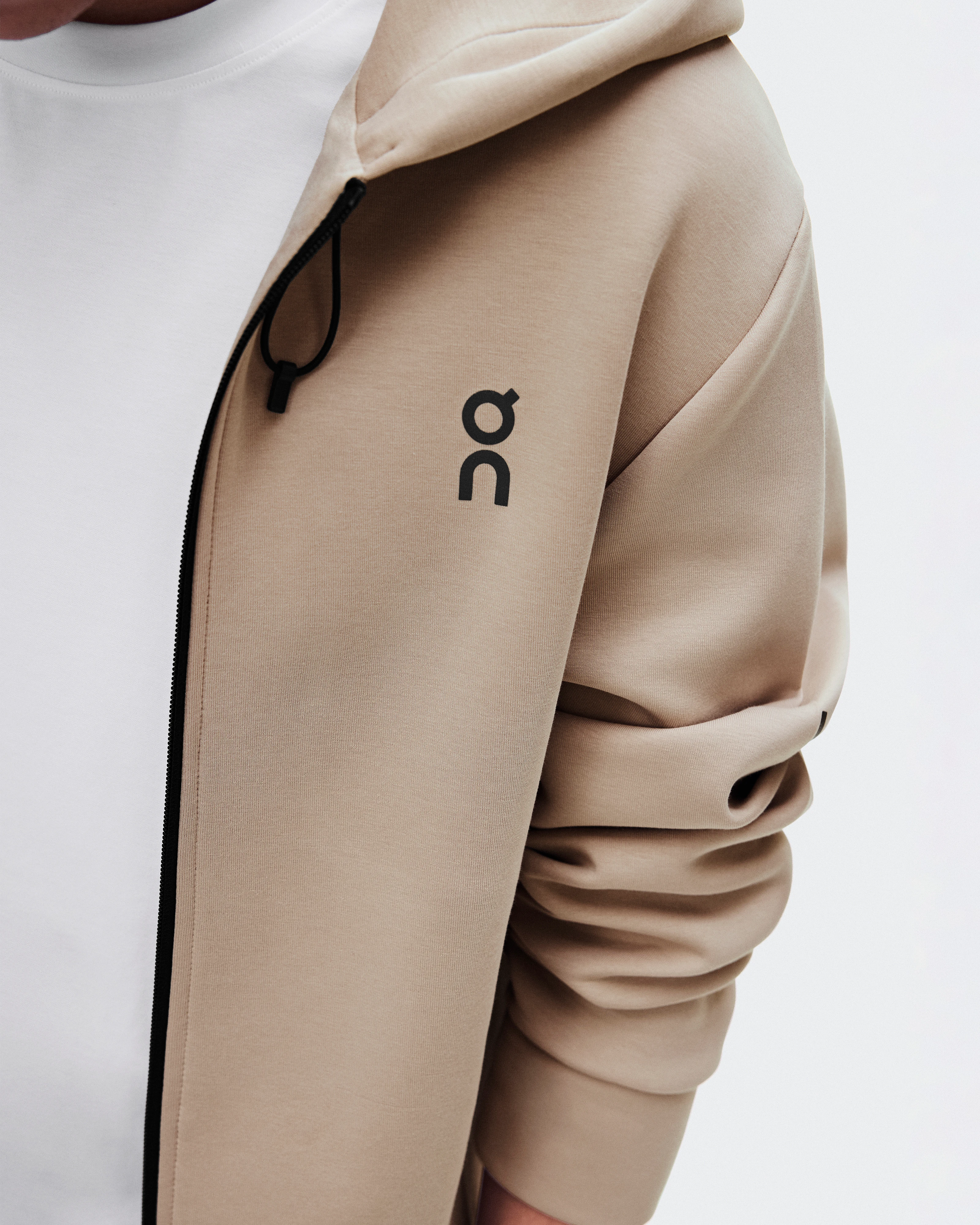 On Focus Tech Zip Hoodie Desert Homme Sweats à capuche et sweats