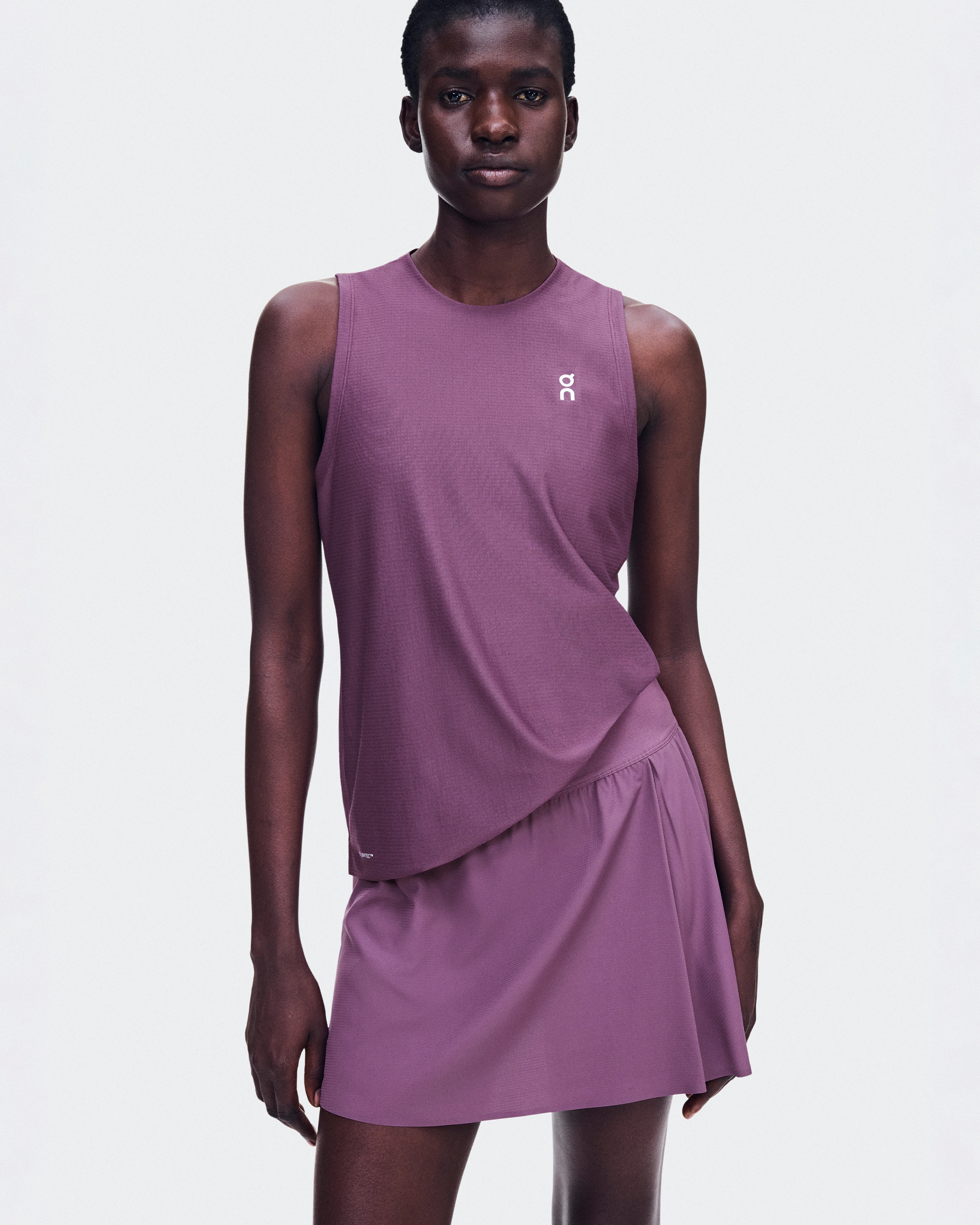 On Court Tank Cassis Femme Hauts et t-shirts