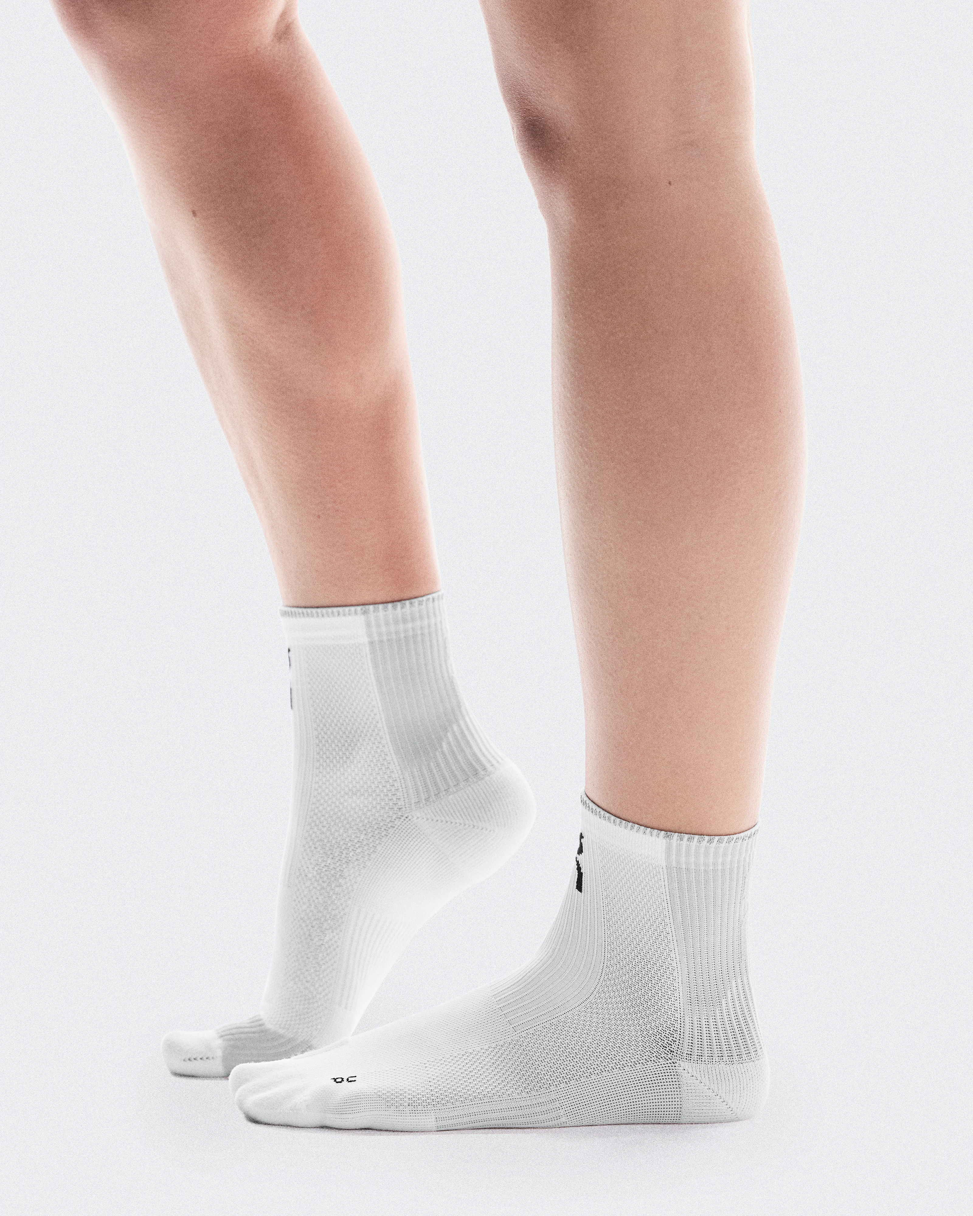 On Performance Run Sock Mid White & Glacier Unisexe Chaussettes
