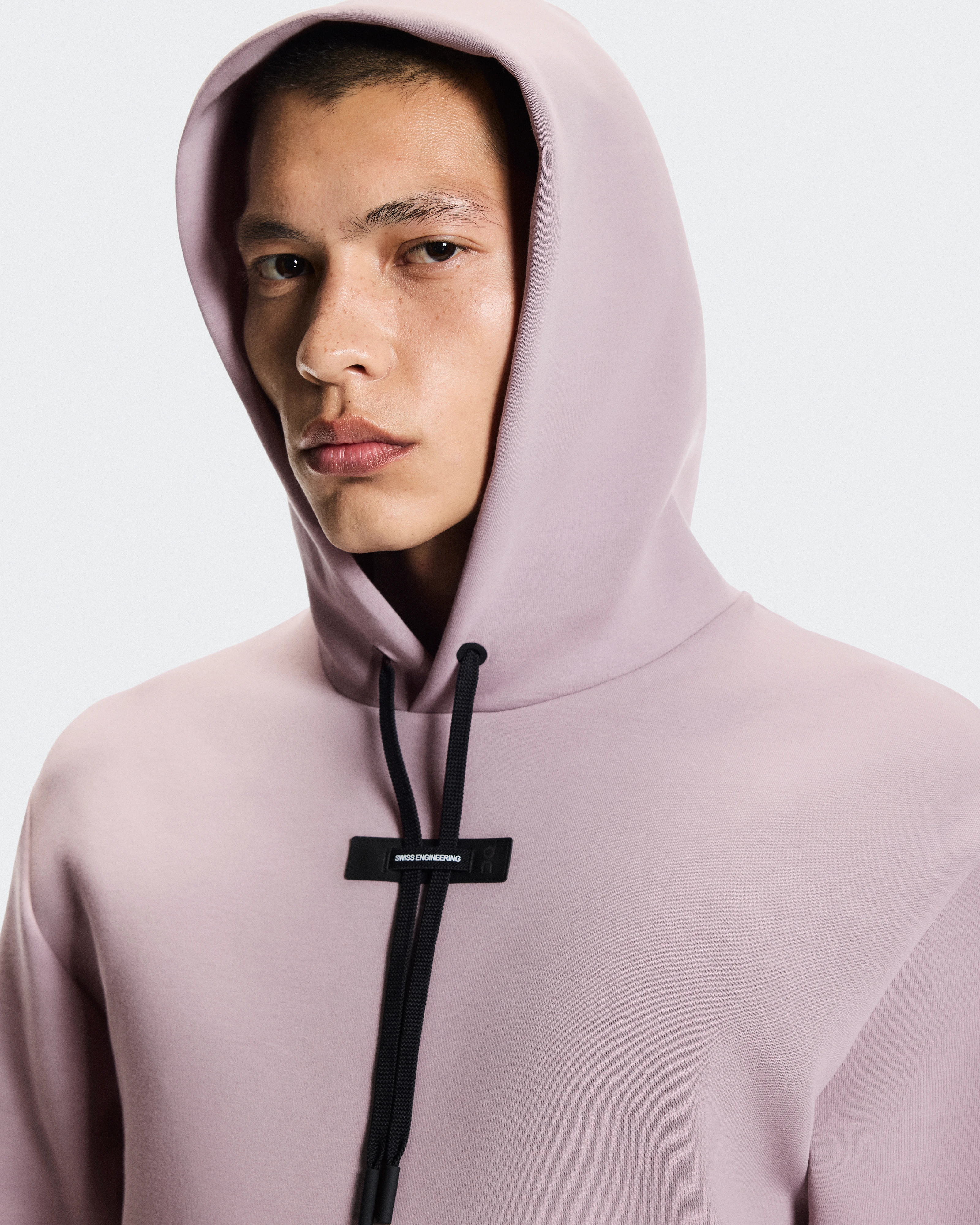 On Focus Tech Hoodie Heron Homme Sweats à capuche et sweats