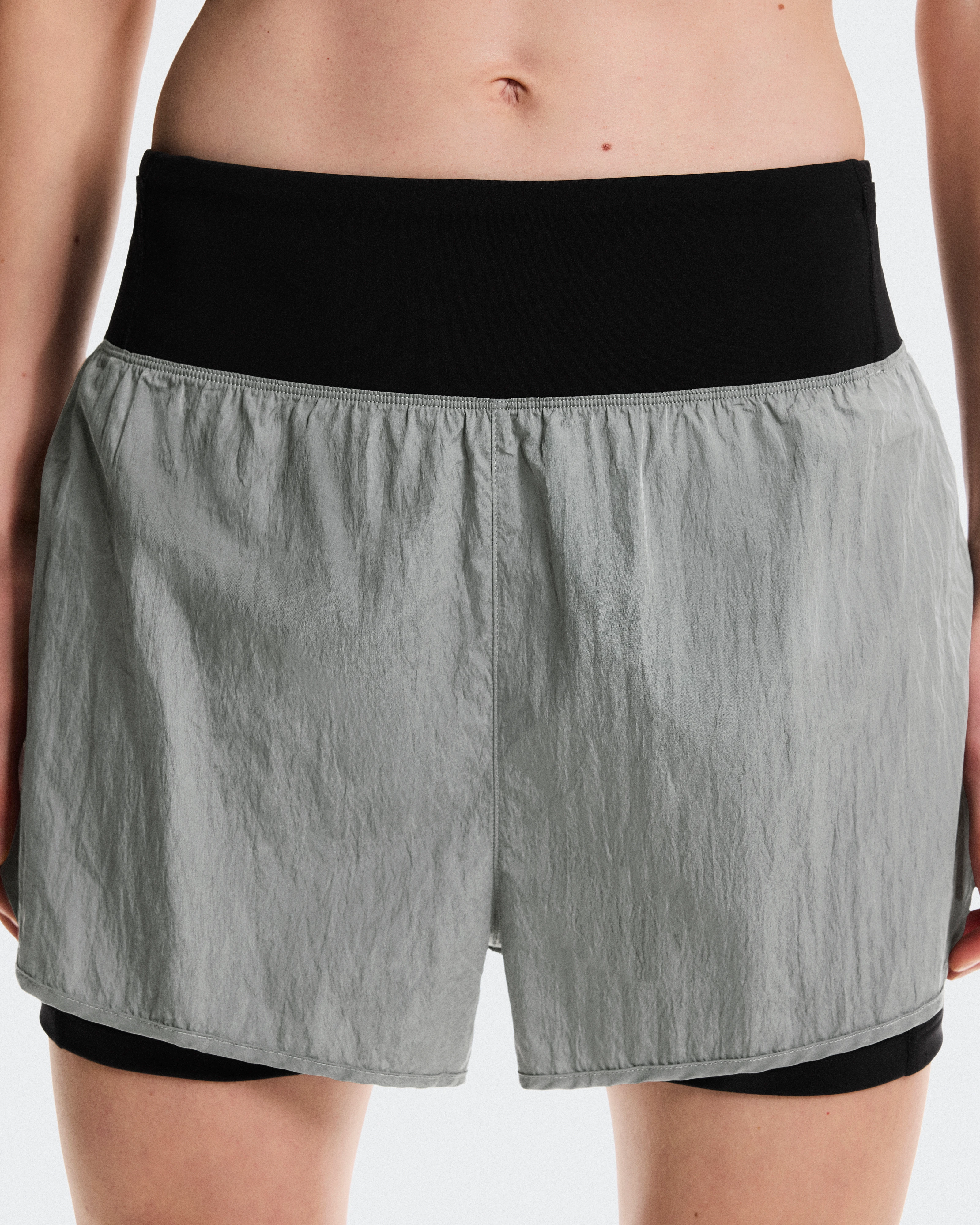 On Performance Volt Shorts Glacier Femme Shorts