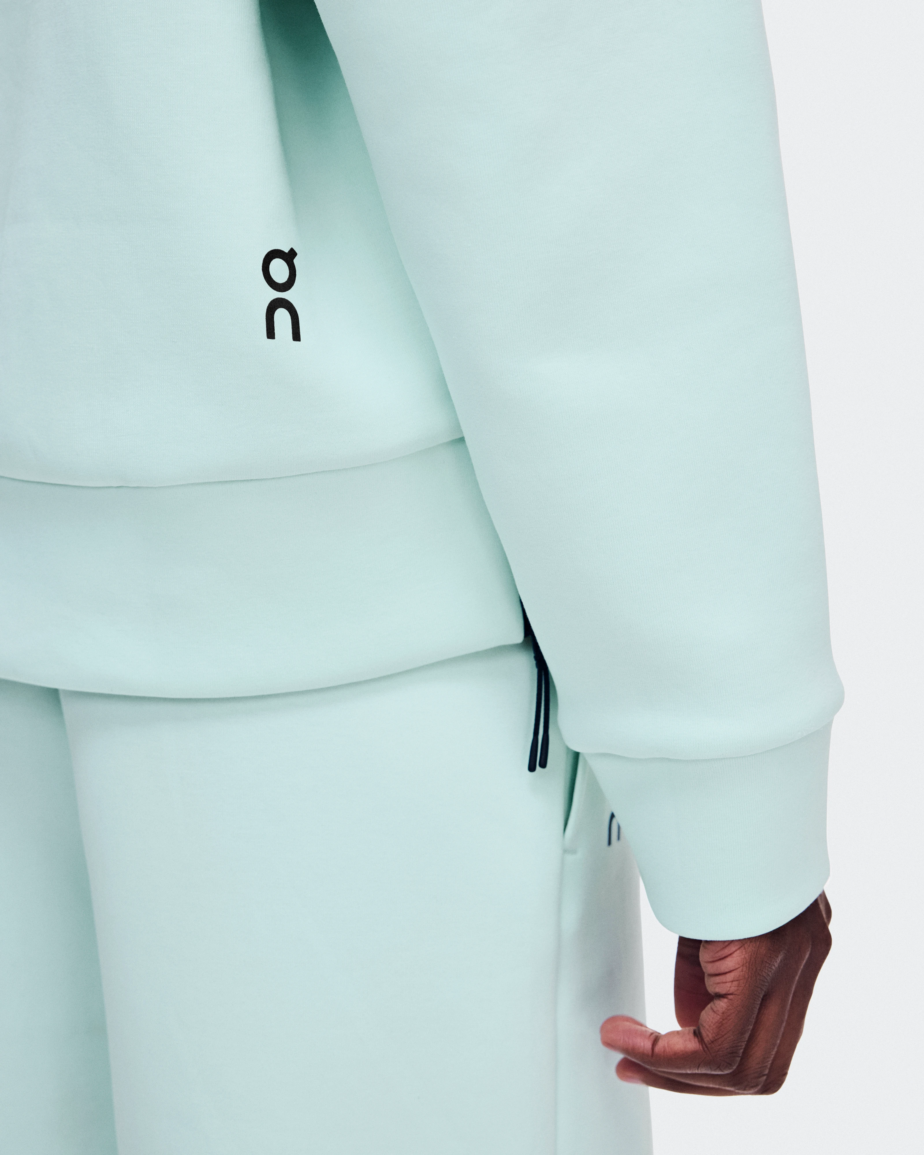 On Focus Tech Hoodie Flurry Femme Sweats à capuche et sweats