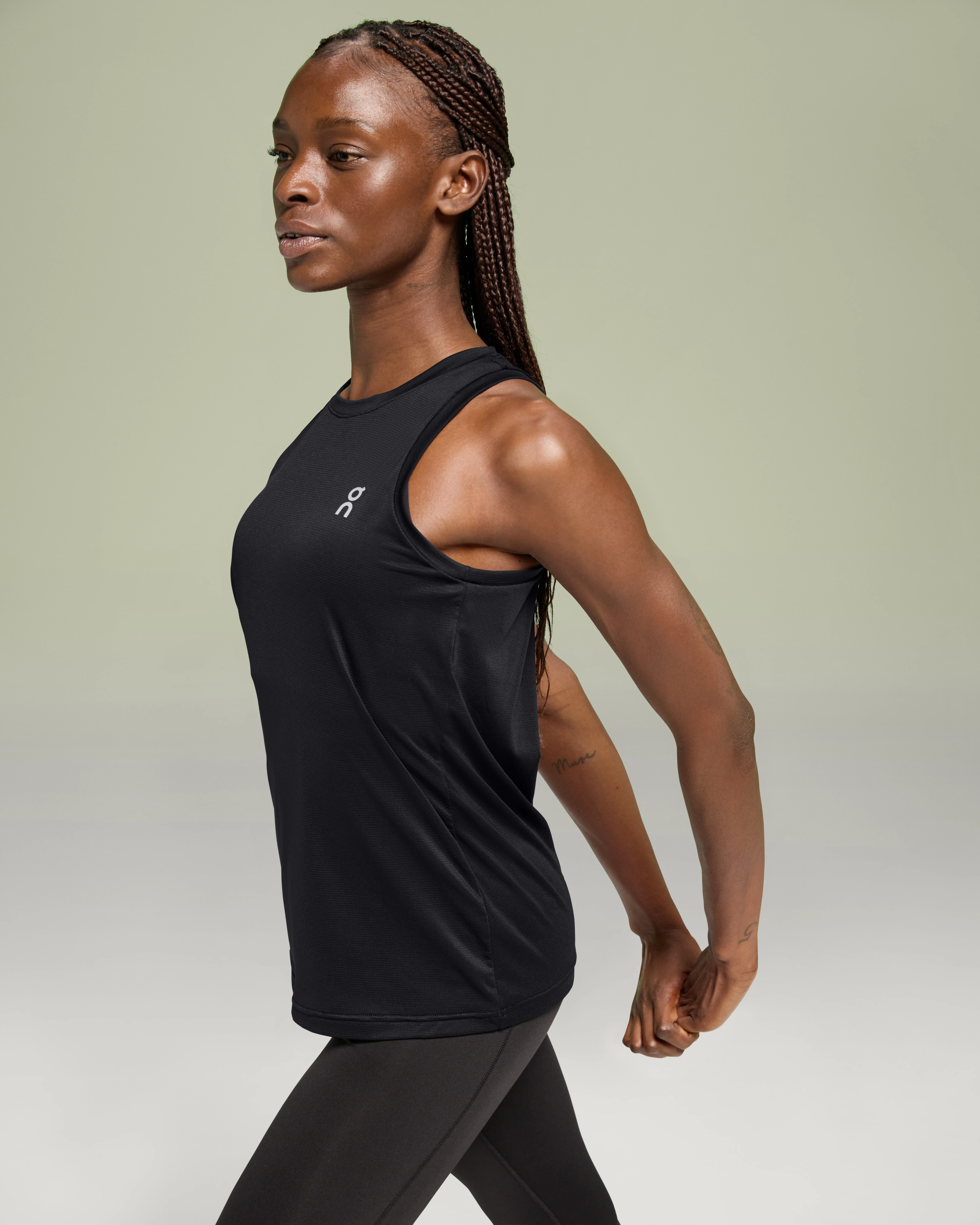 On Core Tank Black Femme Hauts et t-shirts