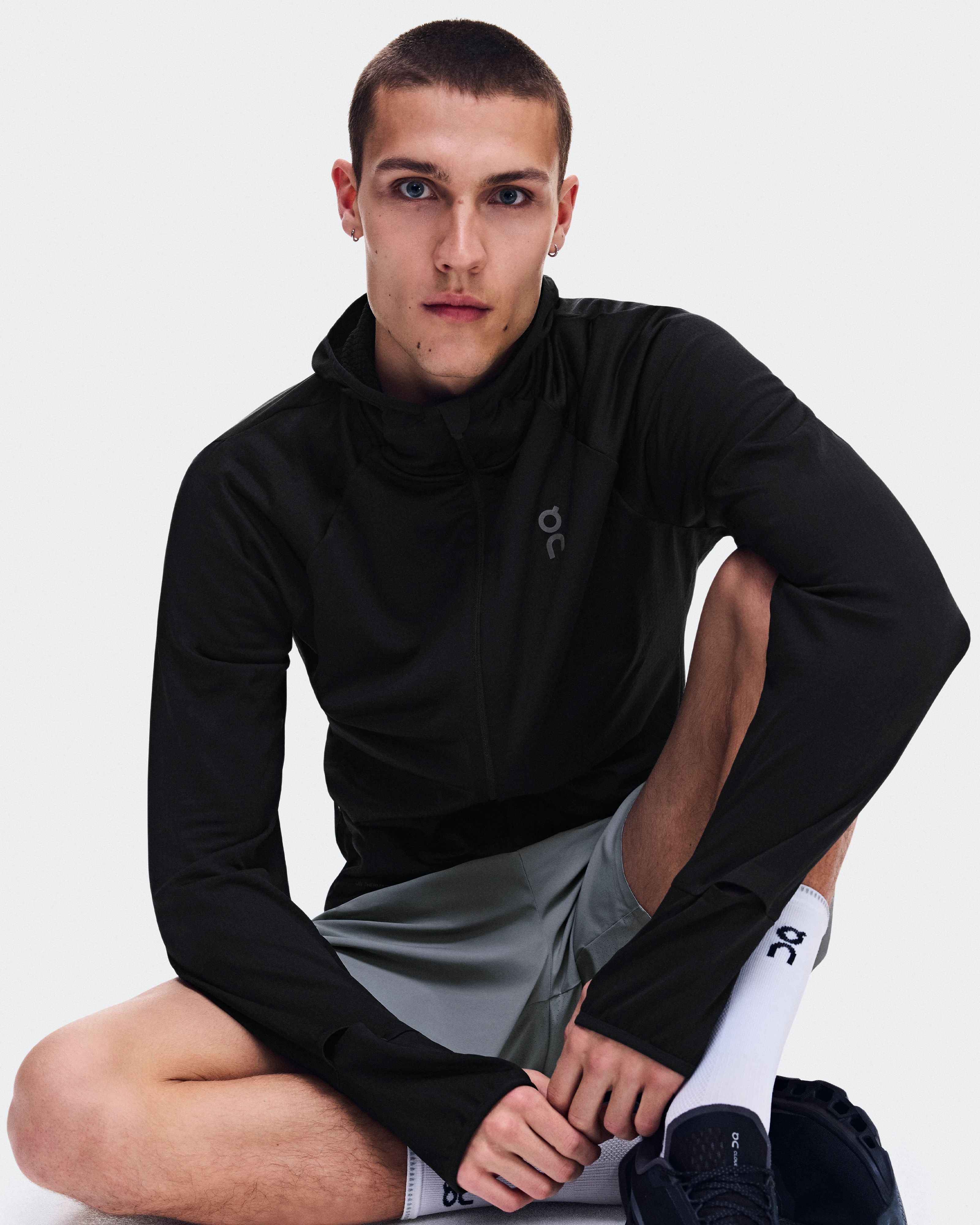 On Climate Zip Hoodie Black Homme Sweats à capuche et sweats