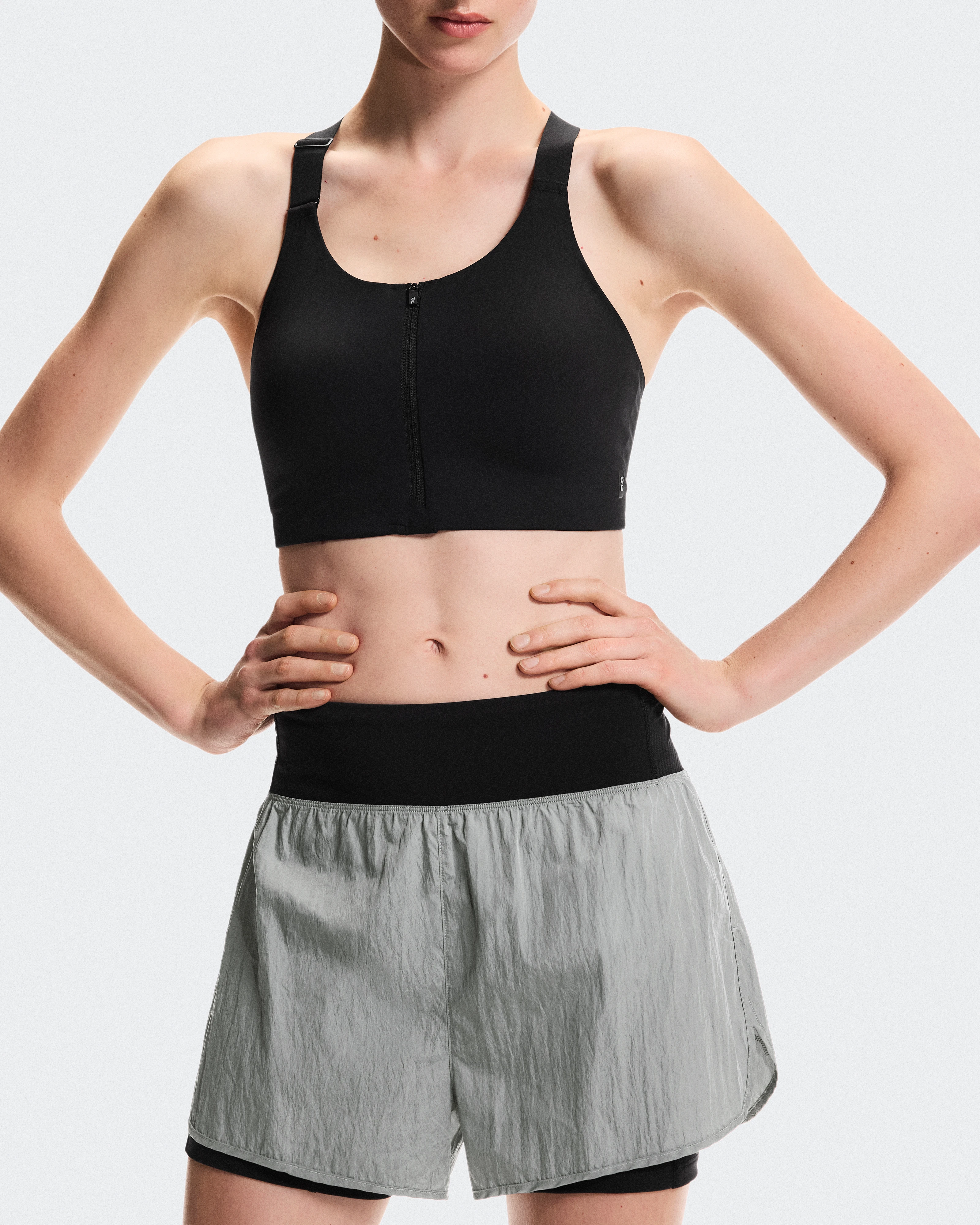 On Performance Volt Shorts Glacier Femme Shorts