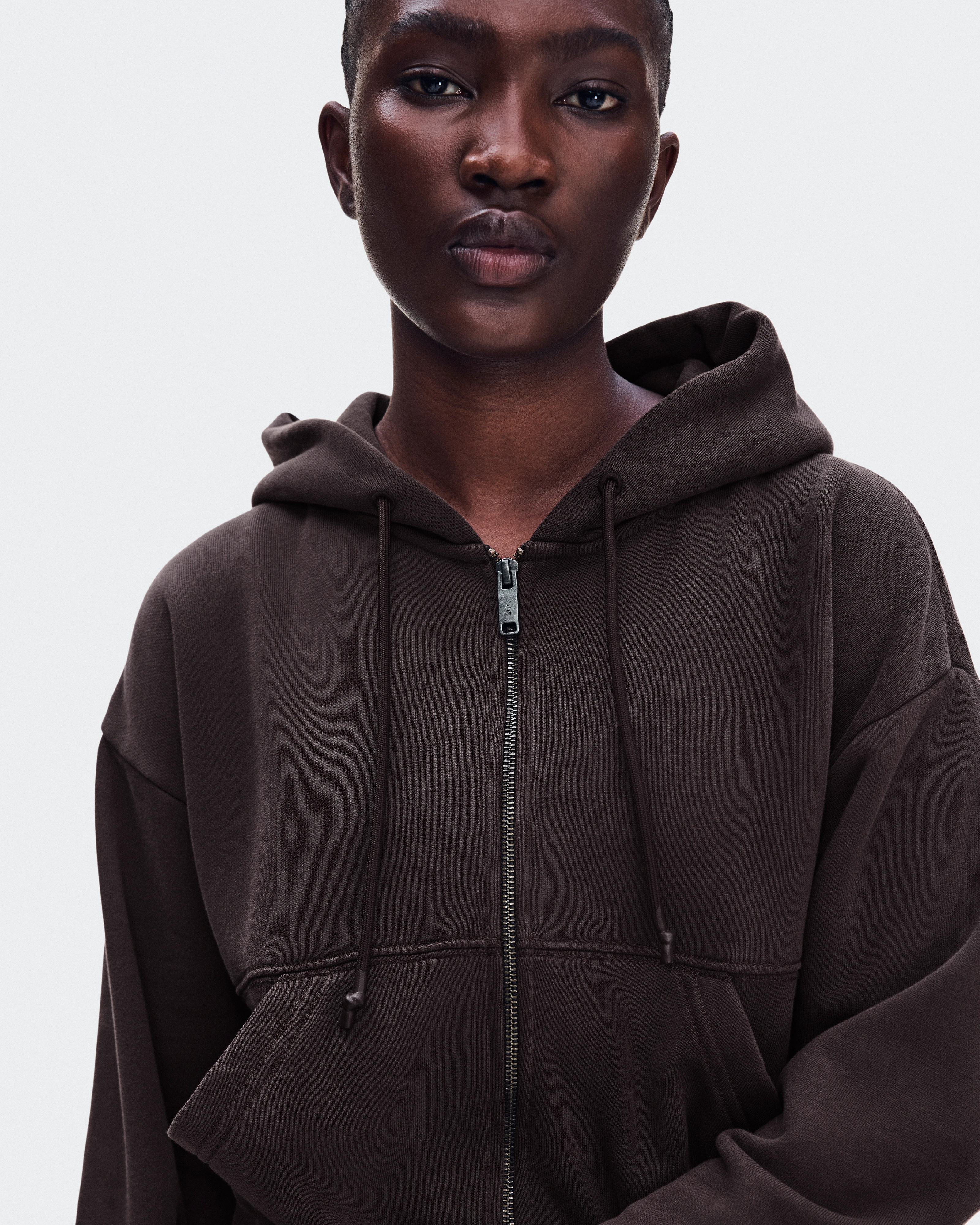 On Club Collective Full Zip Hoodie FKA Espresso Femme Sweats à capuche et sweats