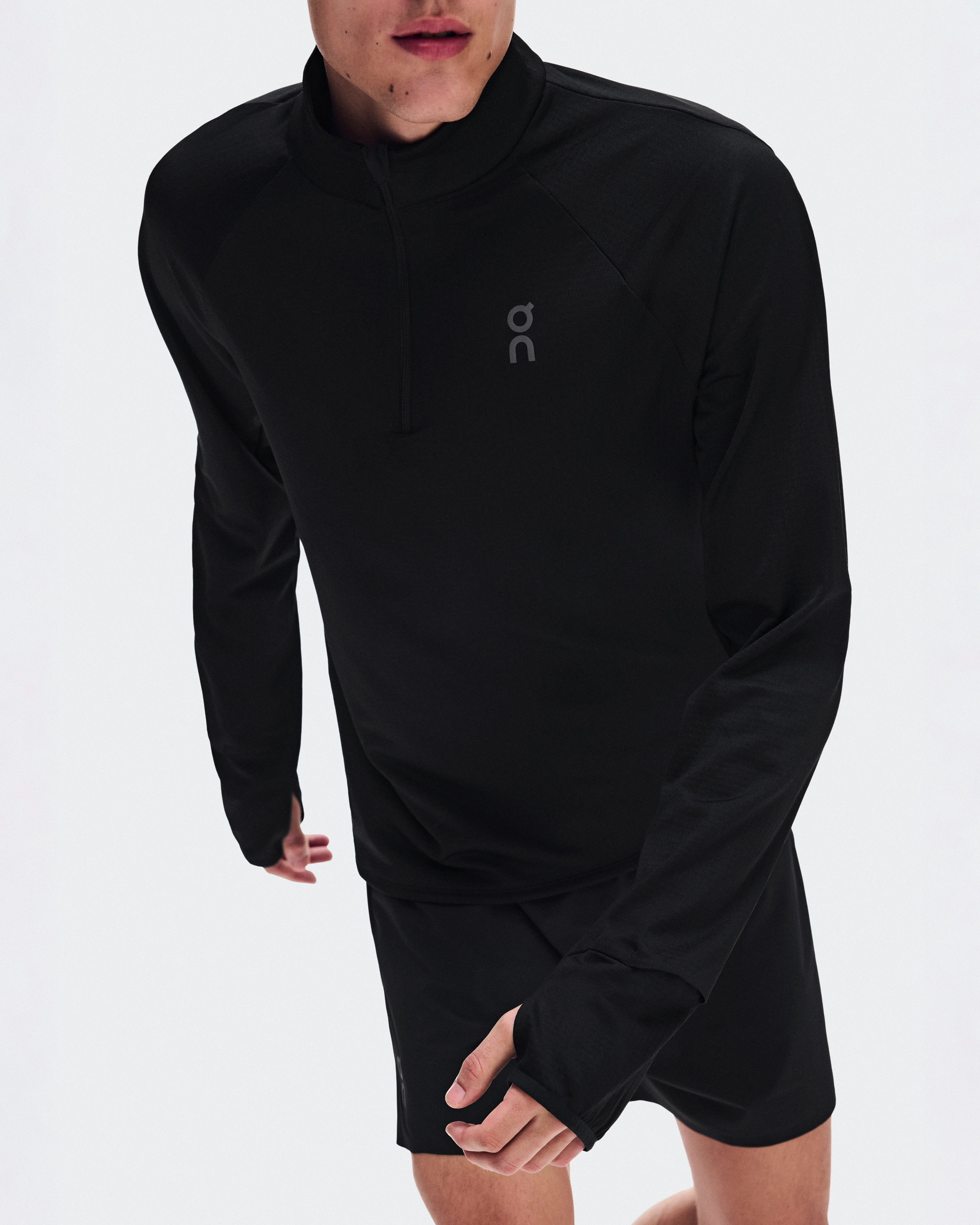 On Climate Shirt Black Homme Sweats à capuche et sweats