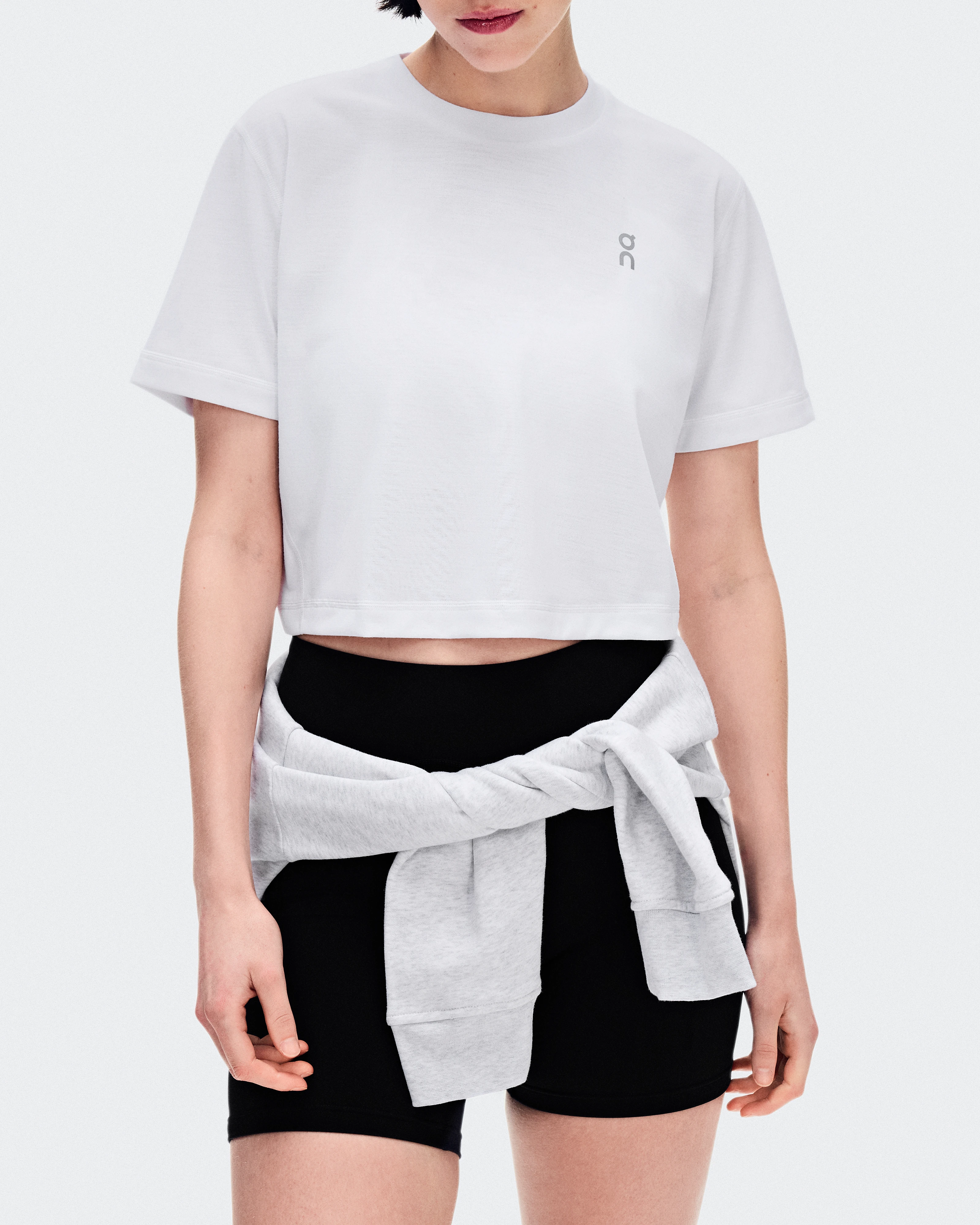 On Train-T Crop White Femme Hauts et t-shirts