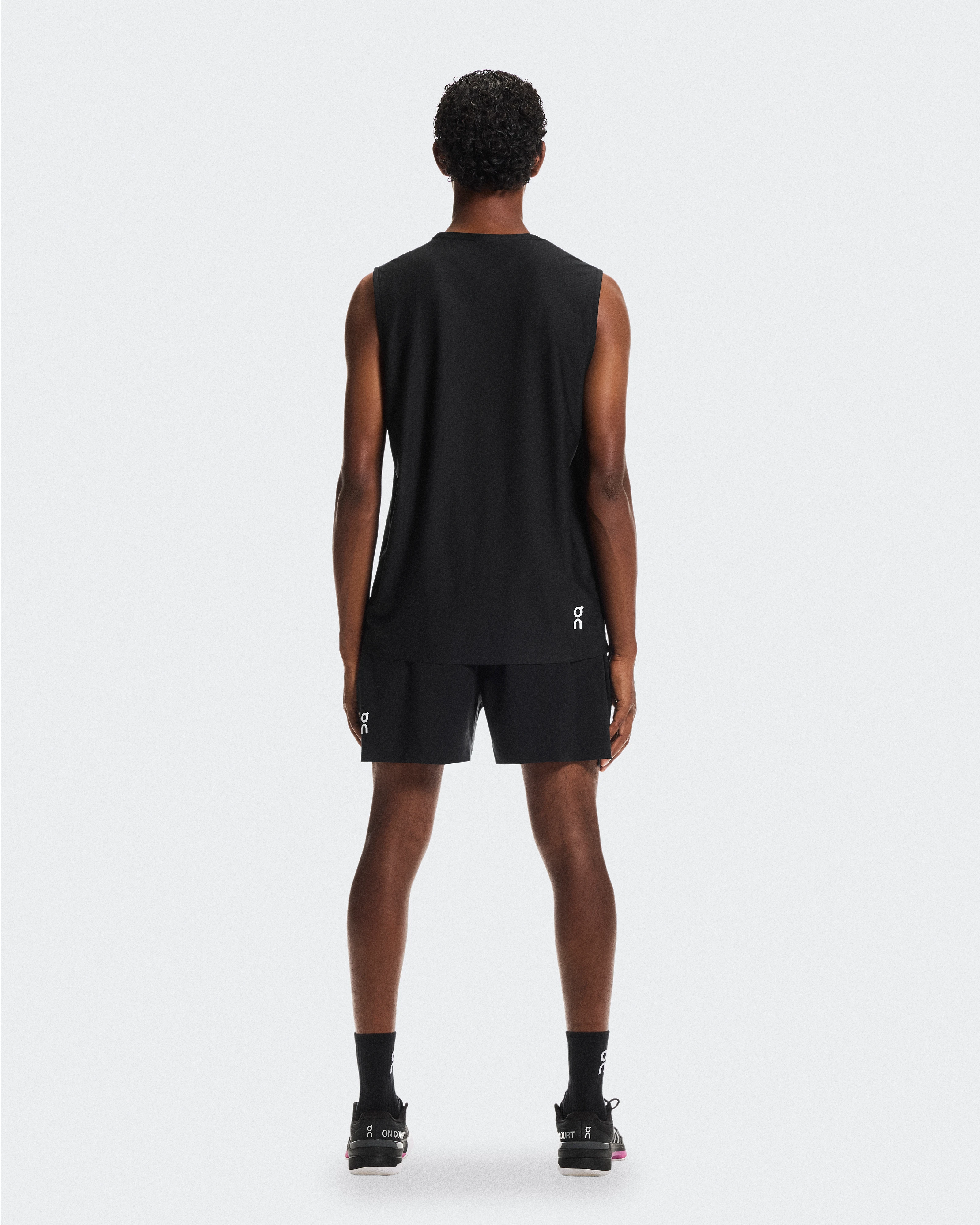 On Court Tank Black Homme Hauts et t-shirts