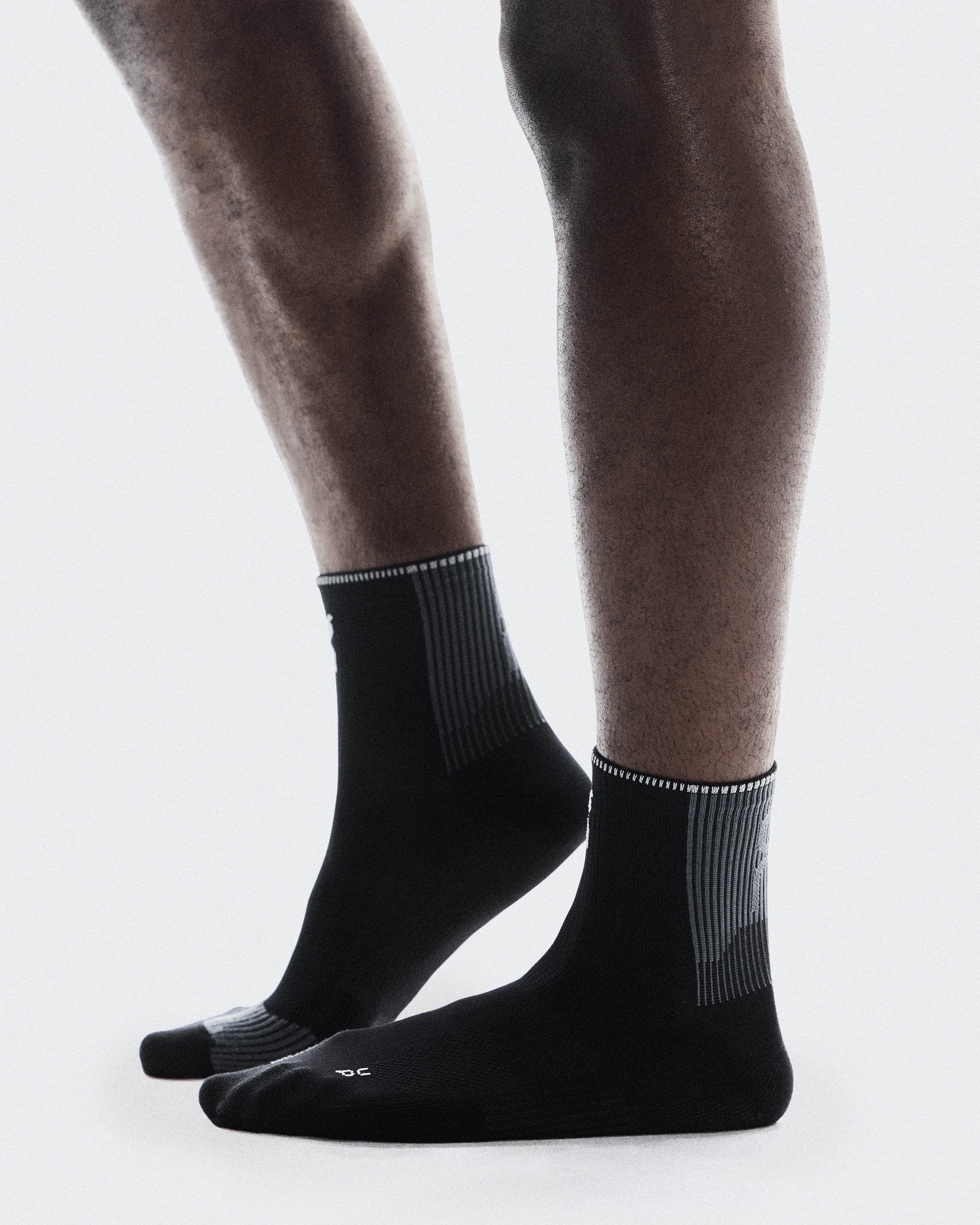 On Performance Run Sock Mid Black & Eclipse Unisexe Chaussettes