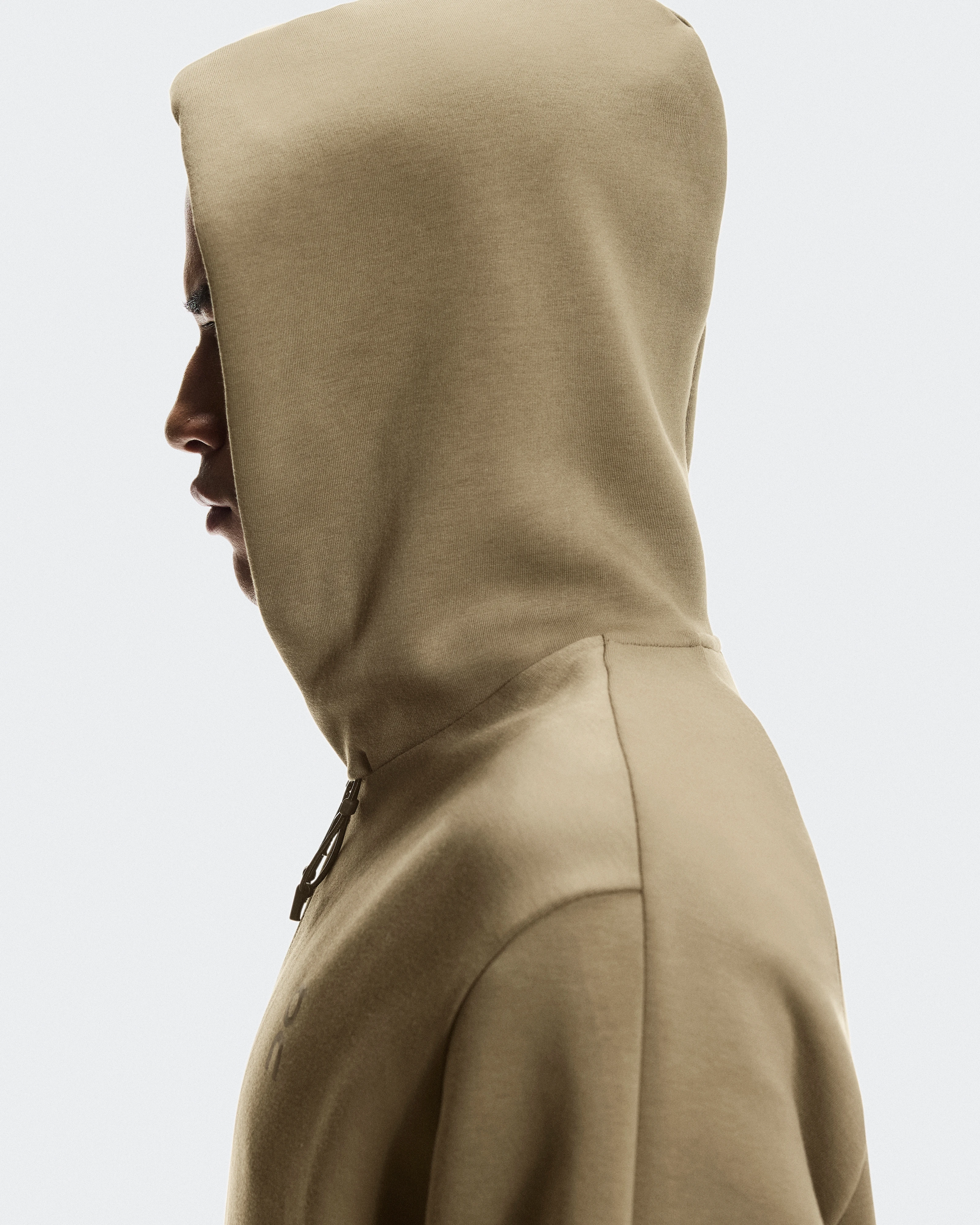 On Focus Tech Zip Hoodie Kalamata Homme Sweats à capuche et sweats