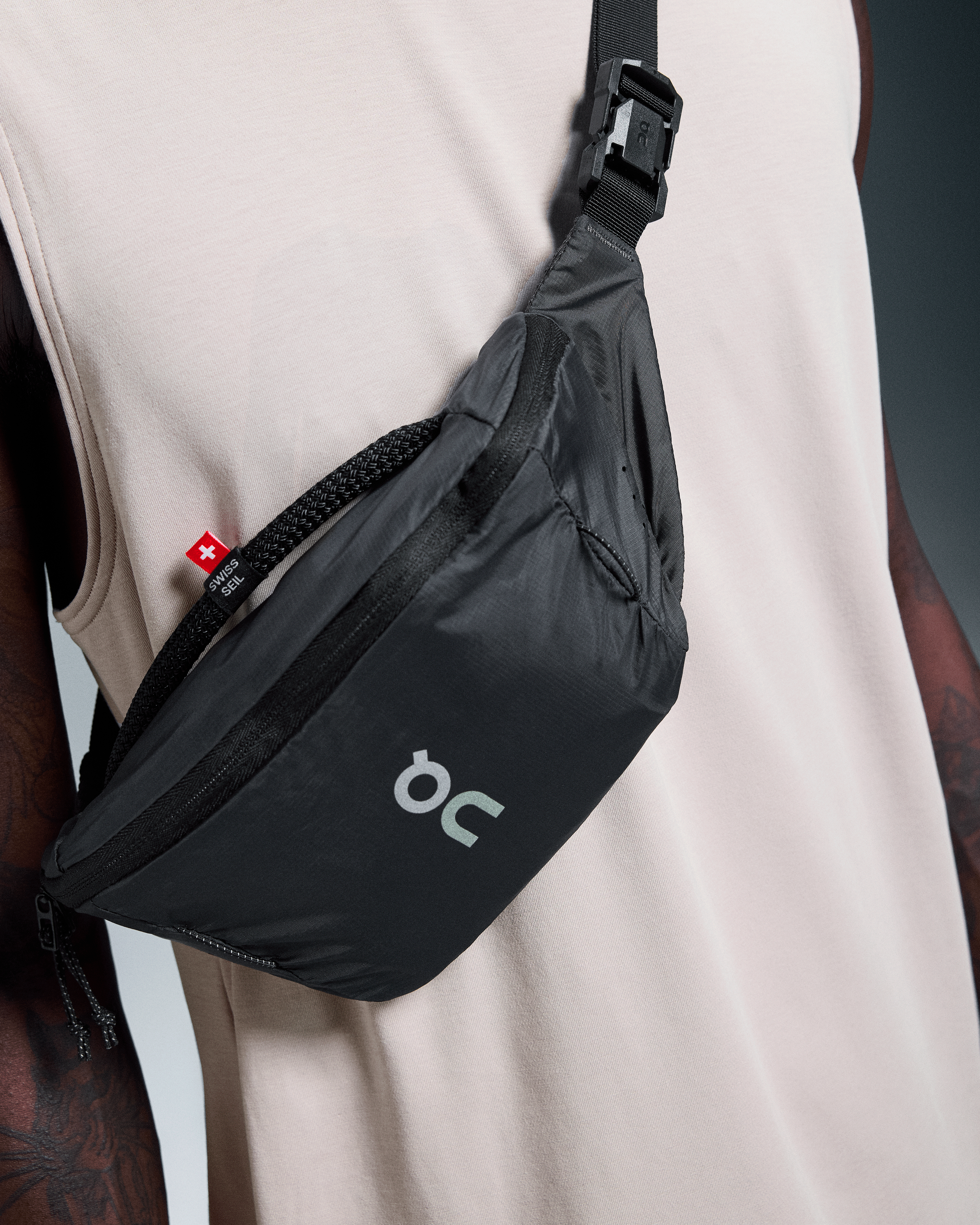 On Waist Pack 2L Lite Magnet Unisexe Sacs