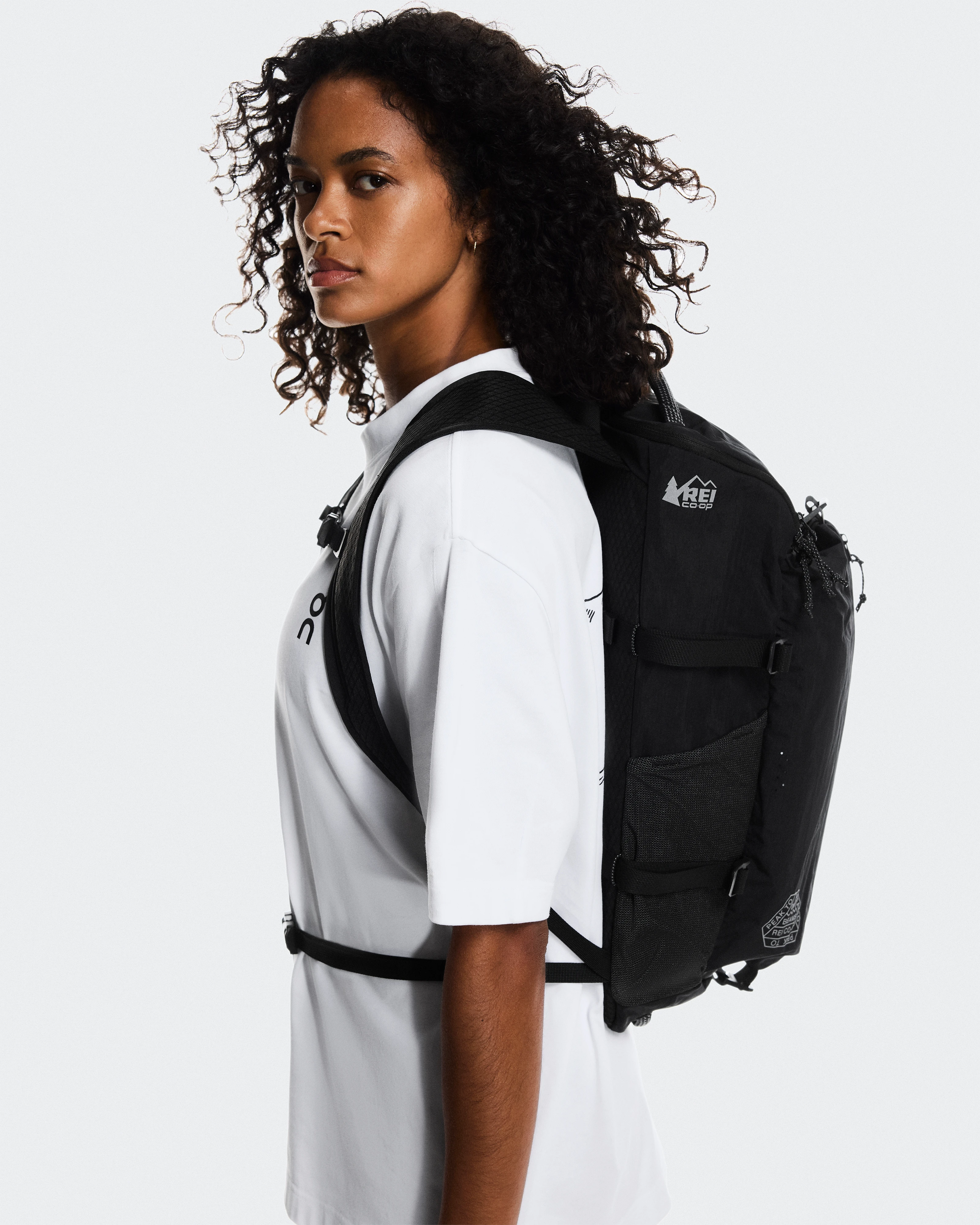 On Speed Pack 18L BEAMS REI Black Unisexe Sacs