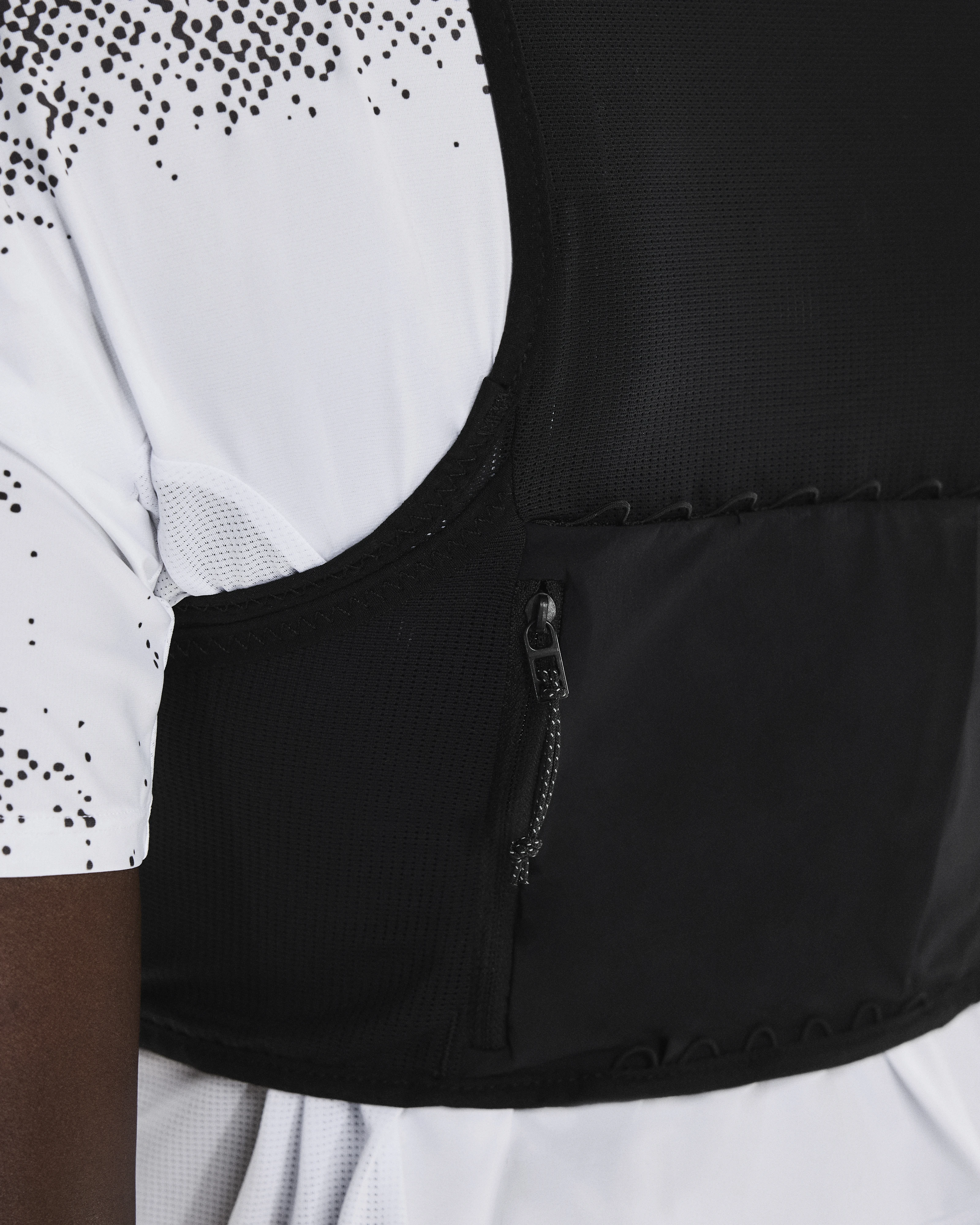 On Ultra Vest Pro Black Unisexe Gilet