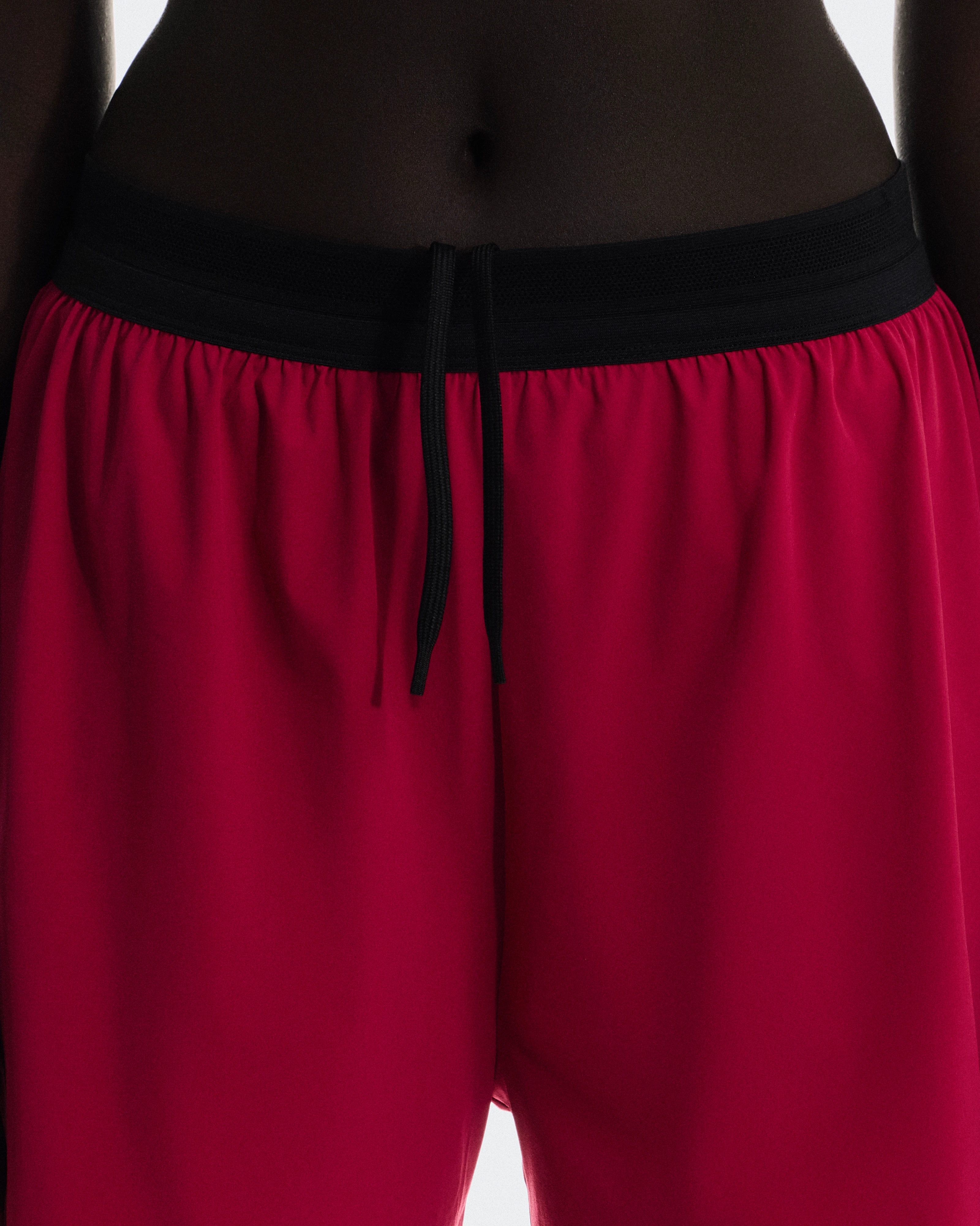On 3" Performance 2/1 Shorts Grenadine & Black Femme Shorts