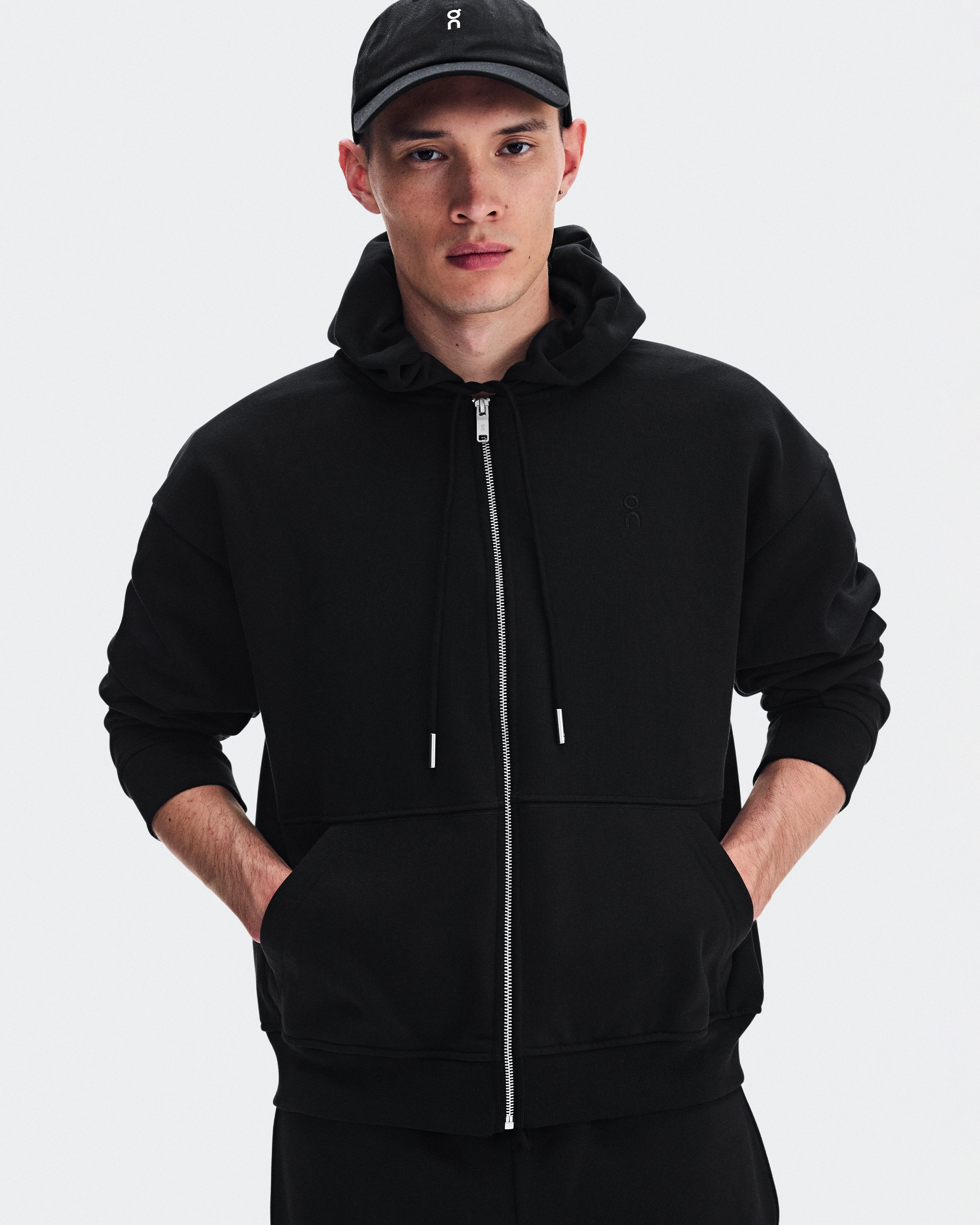 On Club Collective Full Zip Runner Black Homme Sweats à capuche et sweats