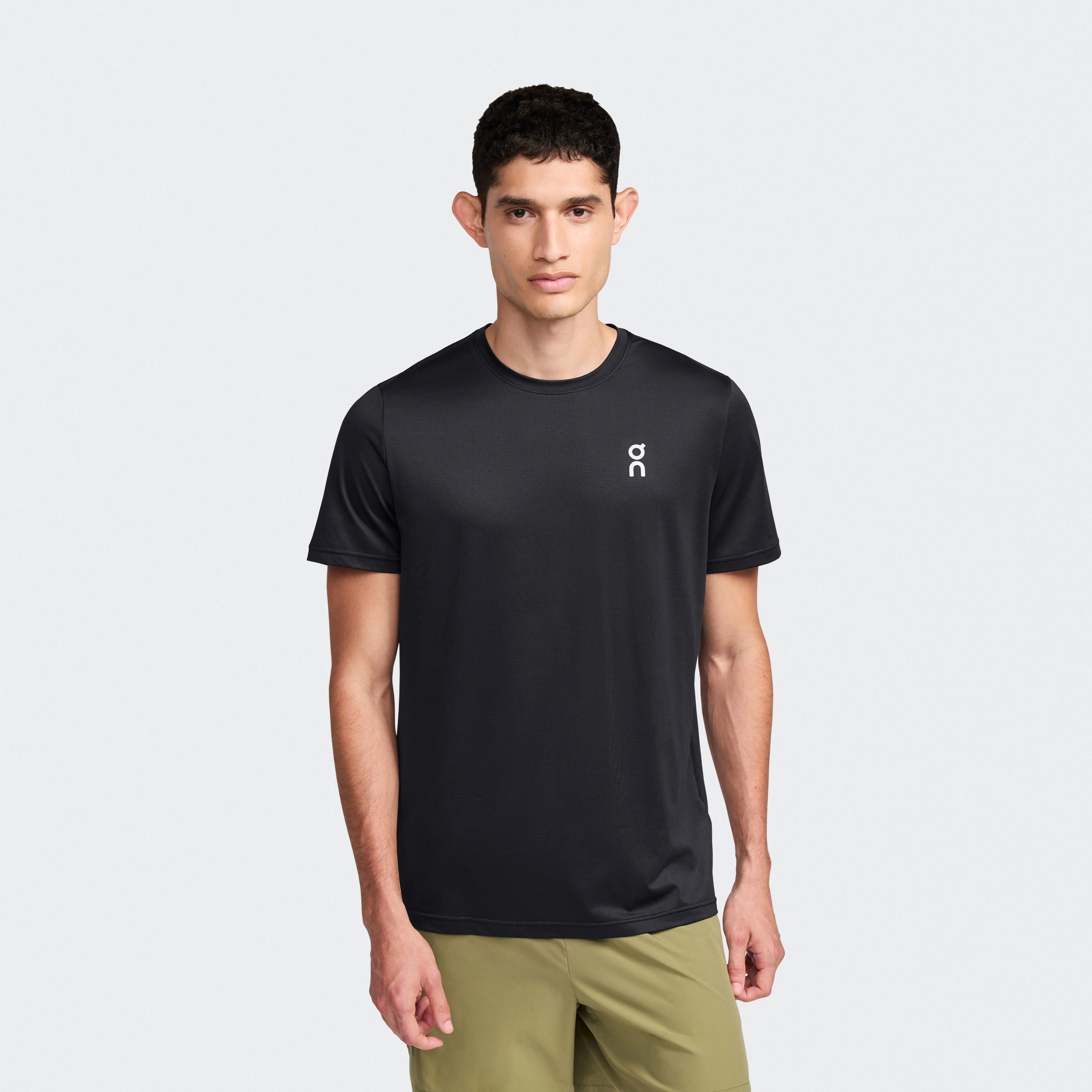 On Core-T Black Homme – Poids plume, polyvalent, running Hauts et t-shirts