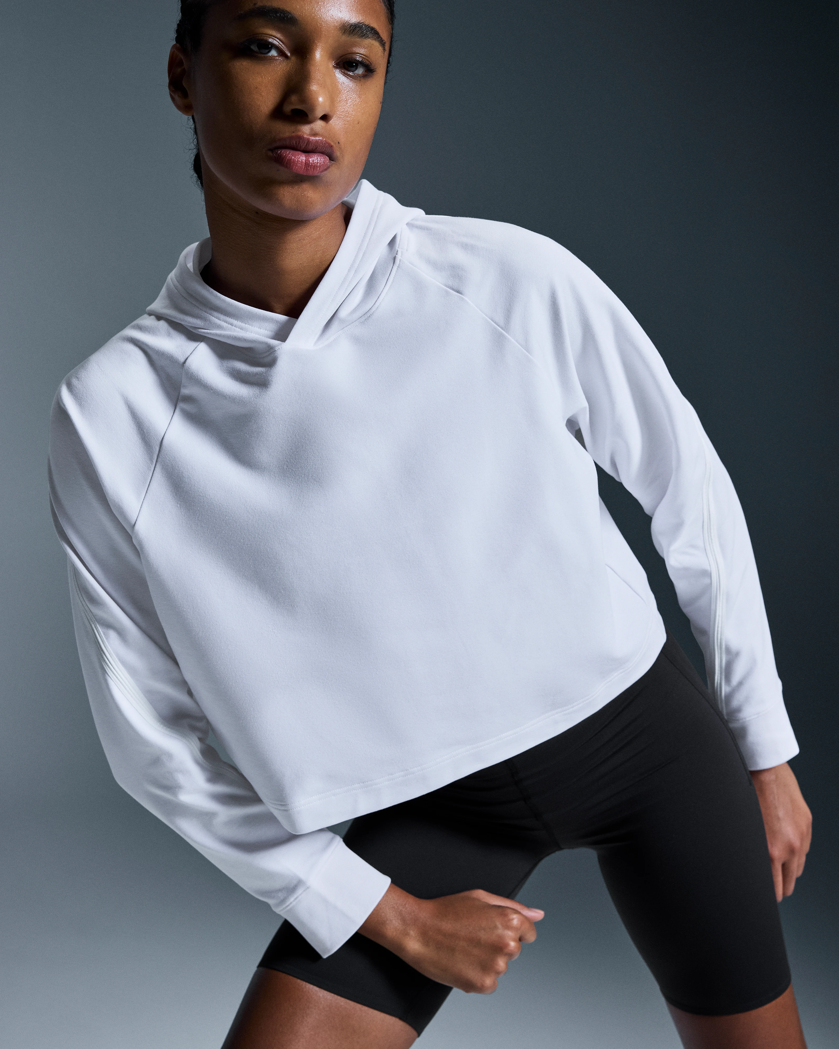 On Studio Hoodie White Femme Sweats à capuche et sweats