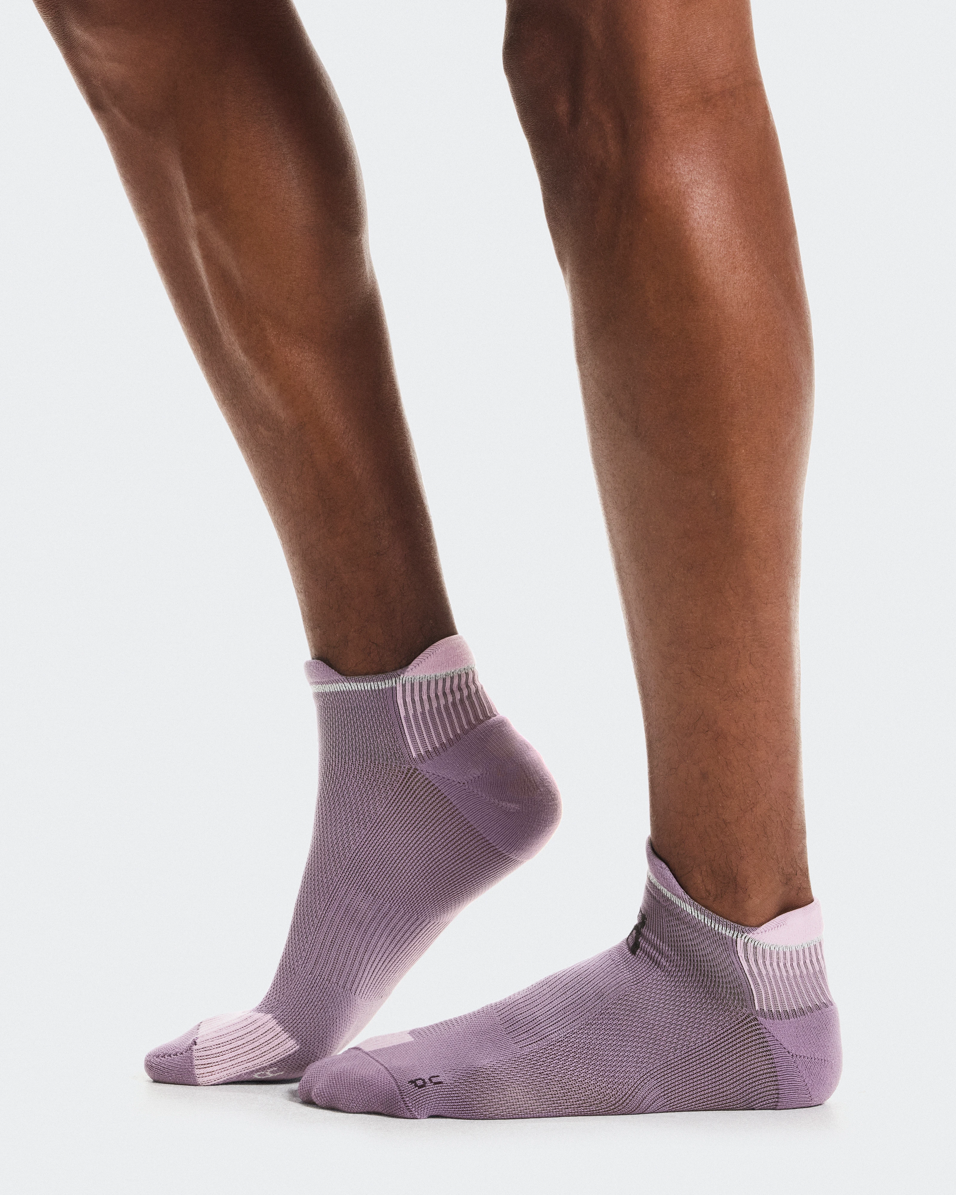 On Performance Run Sock Low Dewberry & Sakura Unisexe Chaussettes