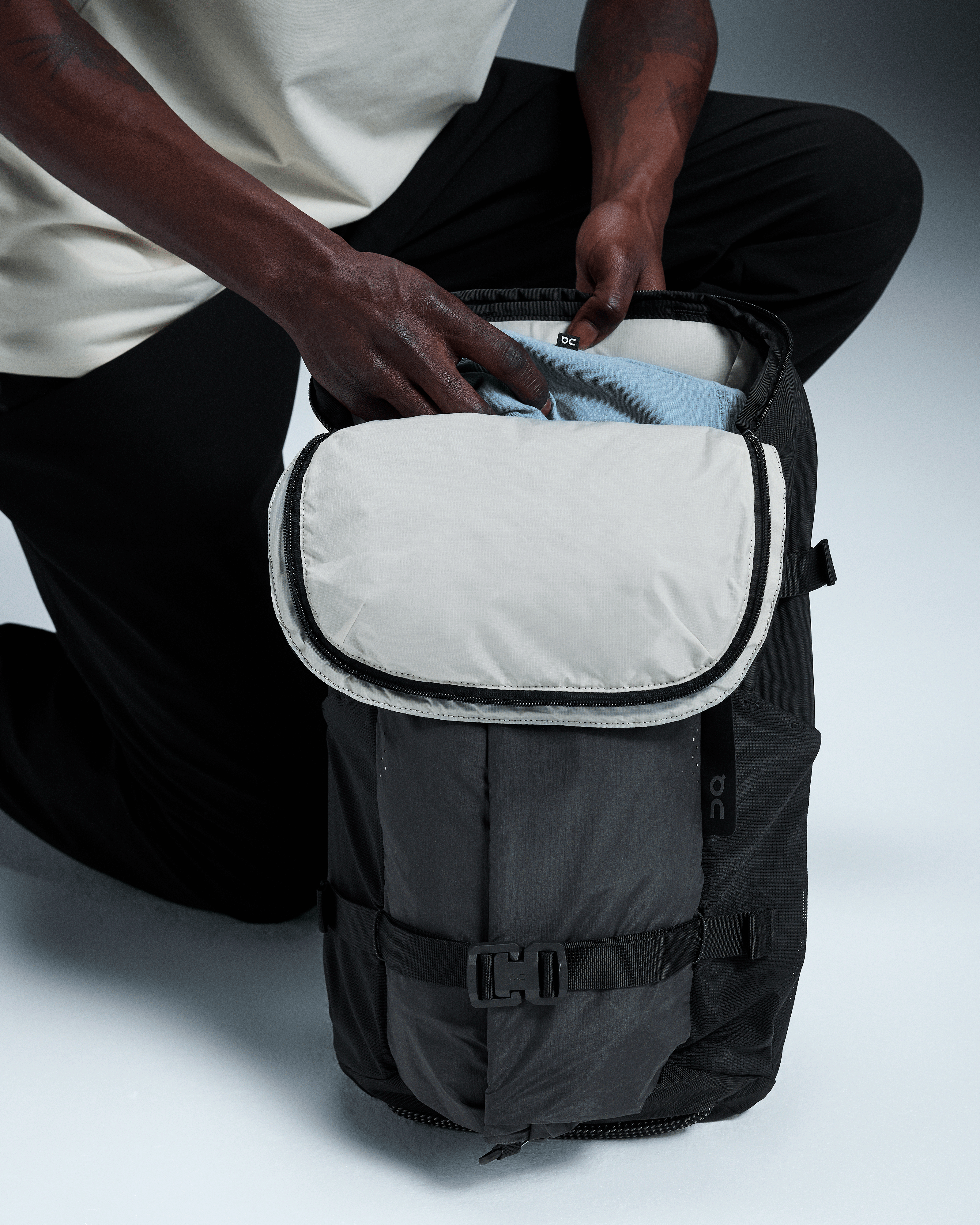 On Speed Pack 24L Elite Black & Magnet Unisexe Sacs