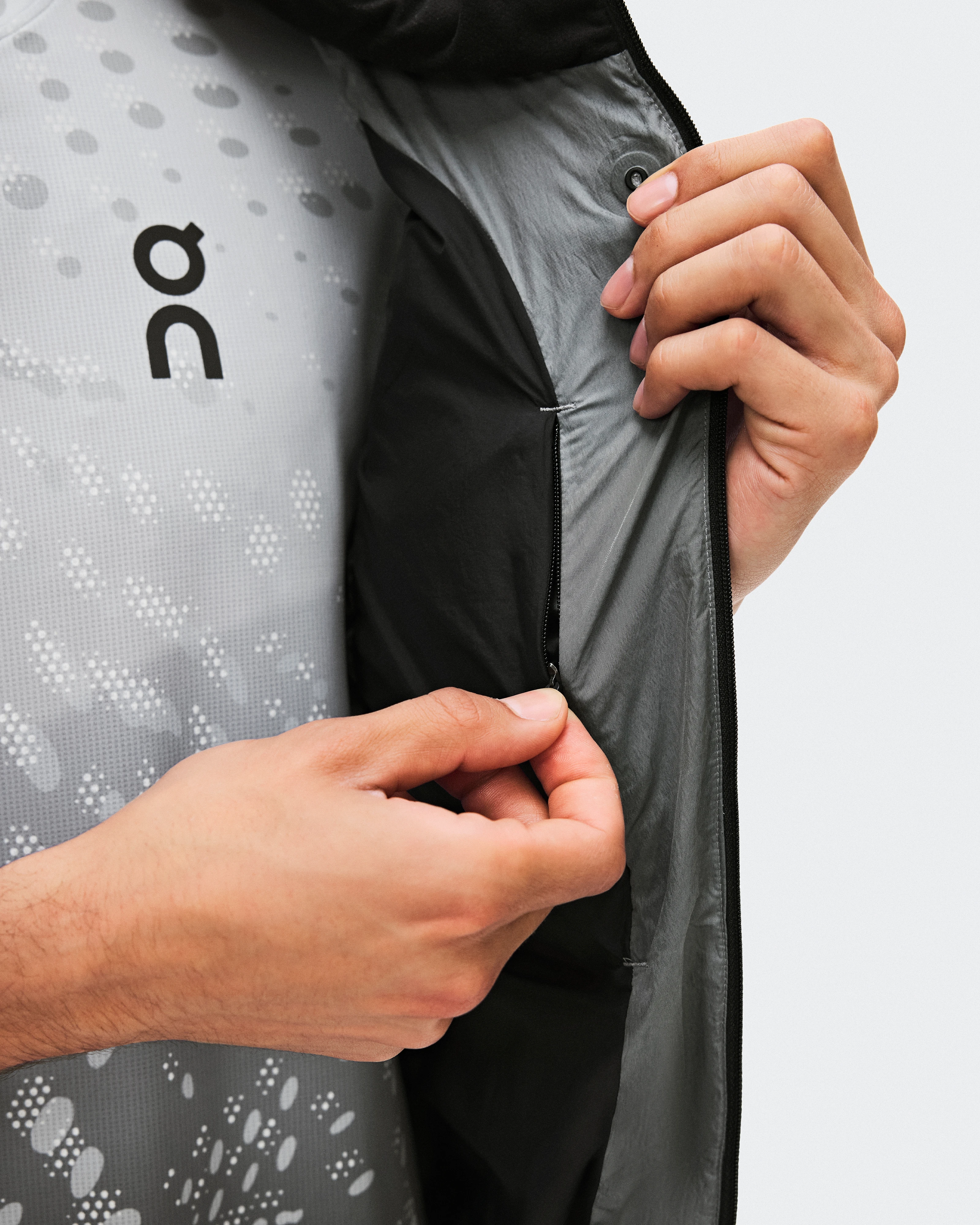 On Performance Volt Vest Glacier Homme Vestes